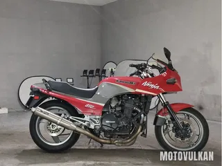Kawasaki GPZ900R