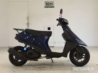 Suzuki ADDRESS V100