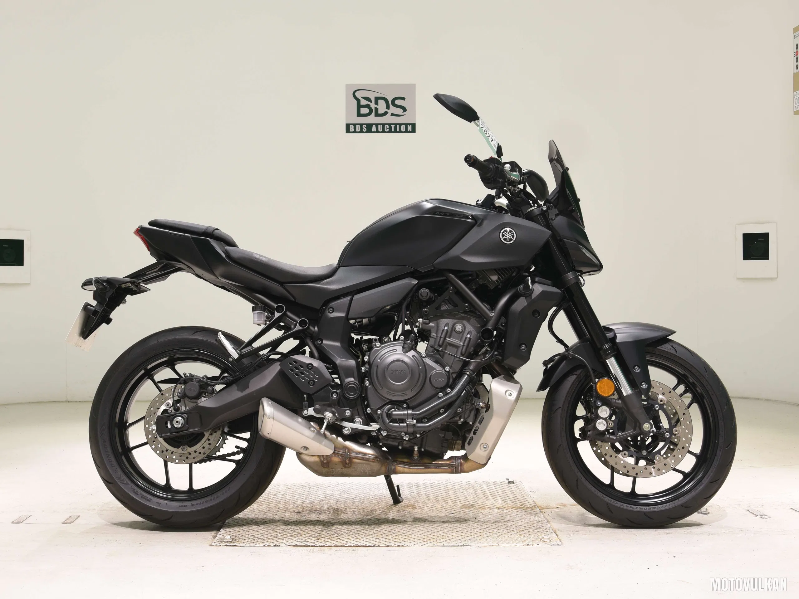 Yamaha MT-07-3
