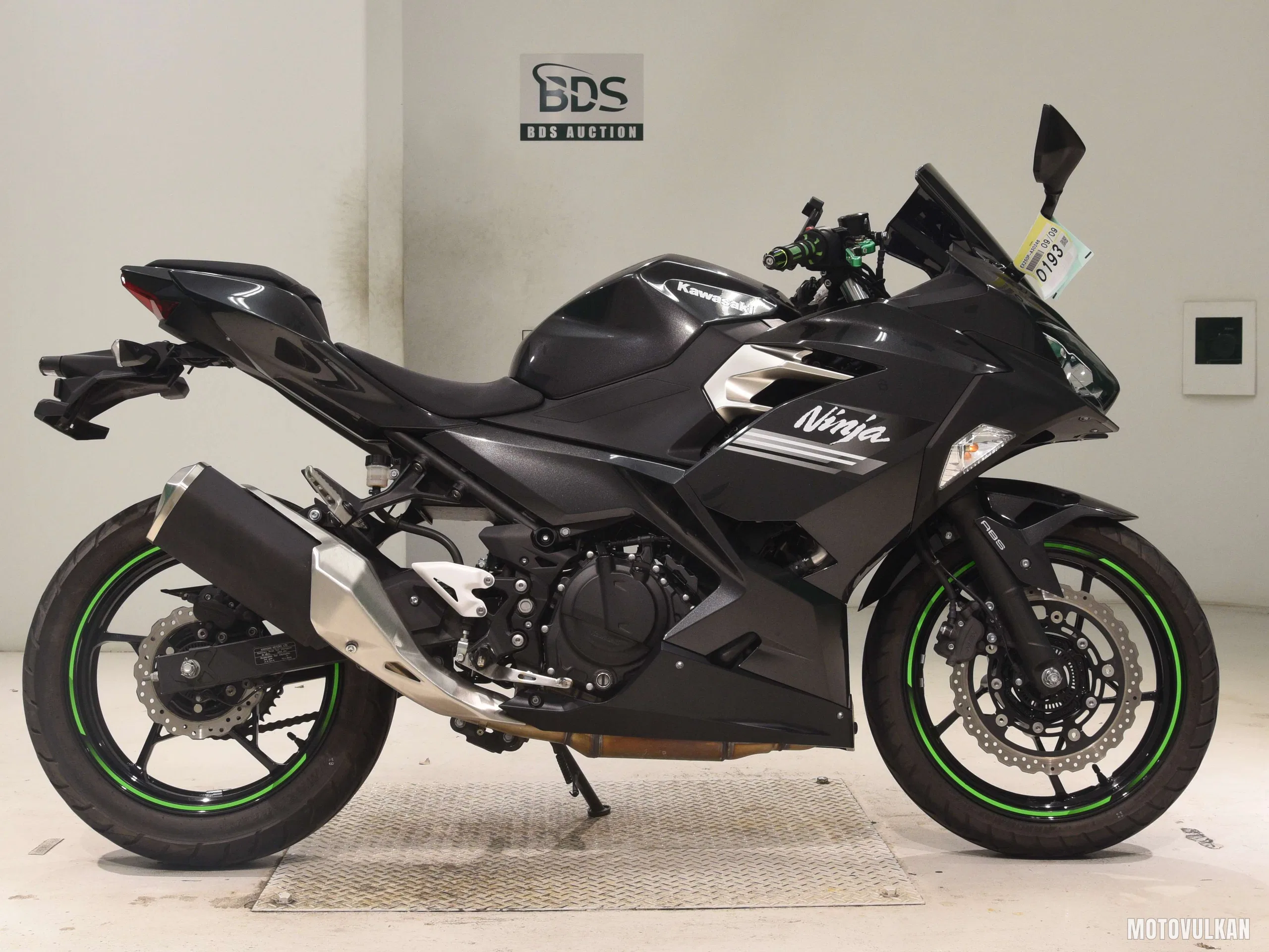 Kawasaki NINJA250-2