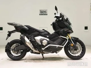 Honda X-ADV750-2
