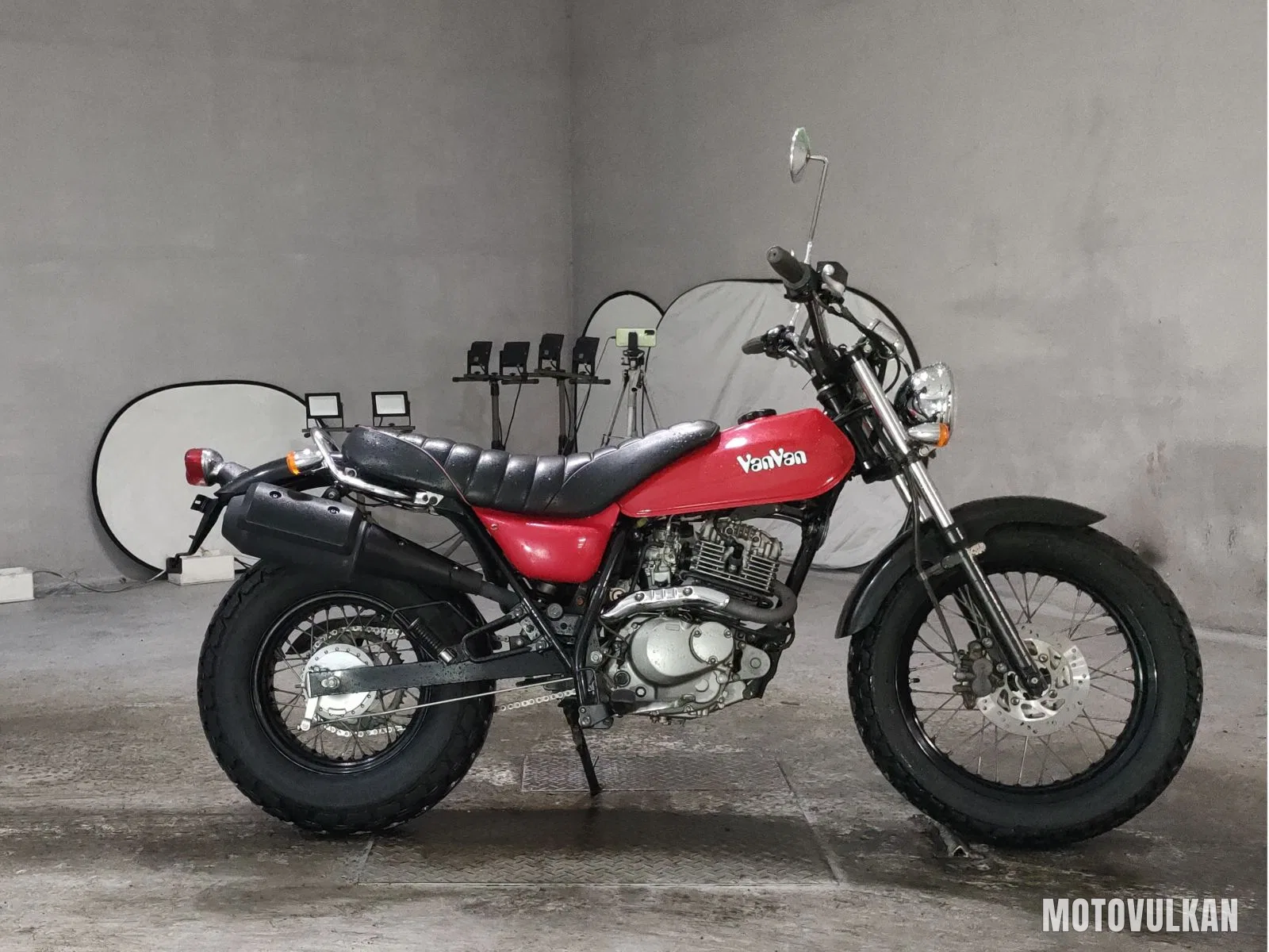 Suzuki Van Van 200