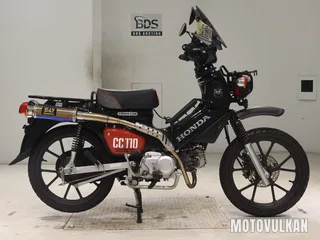 Honda Cross Cub 110-3