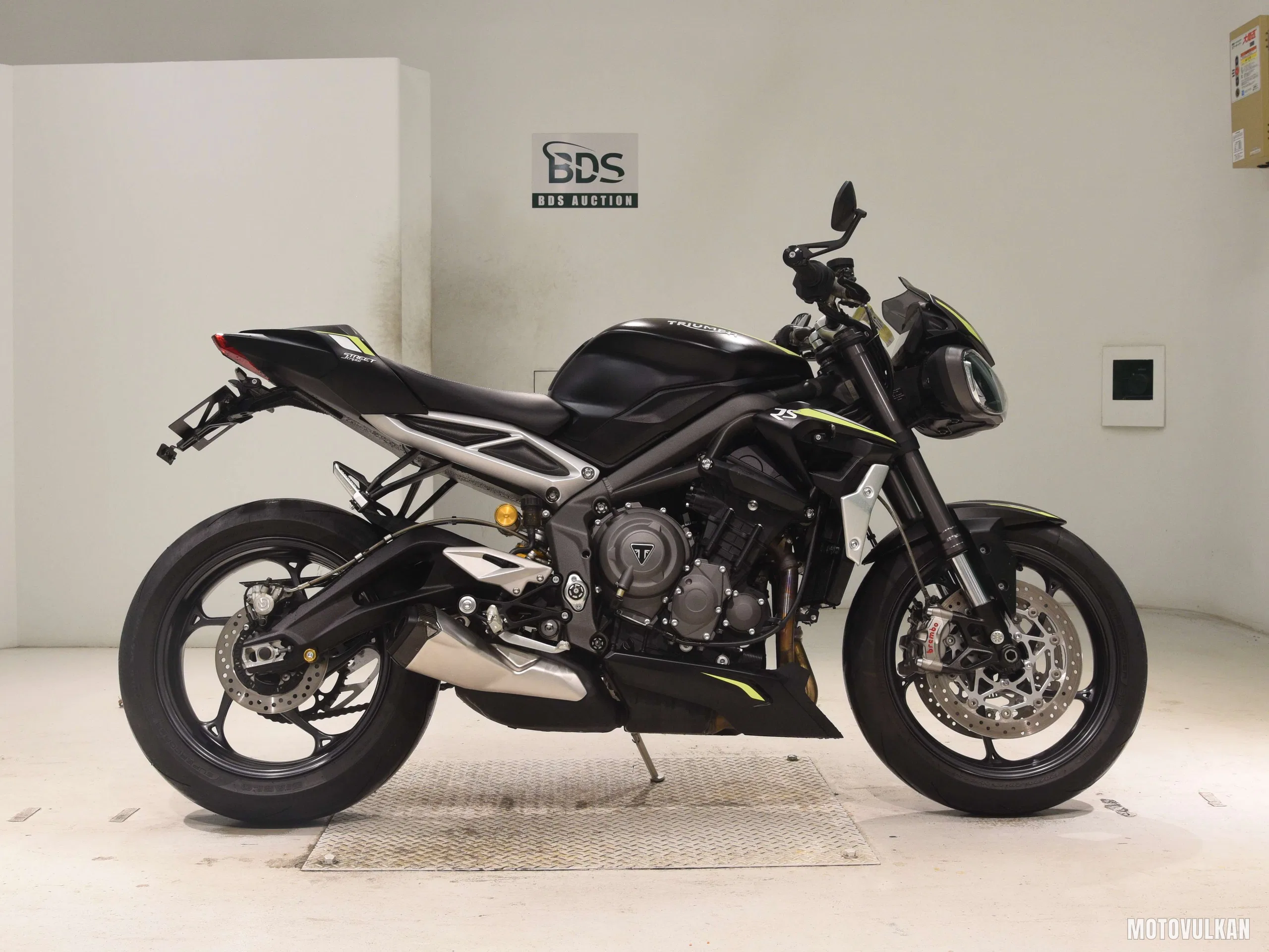  TRIUMPH STREET TRIPLE RS