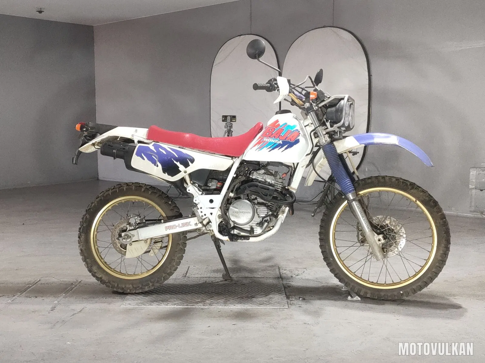Honda XLR250 Baja