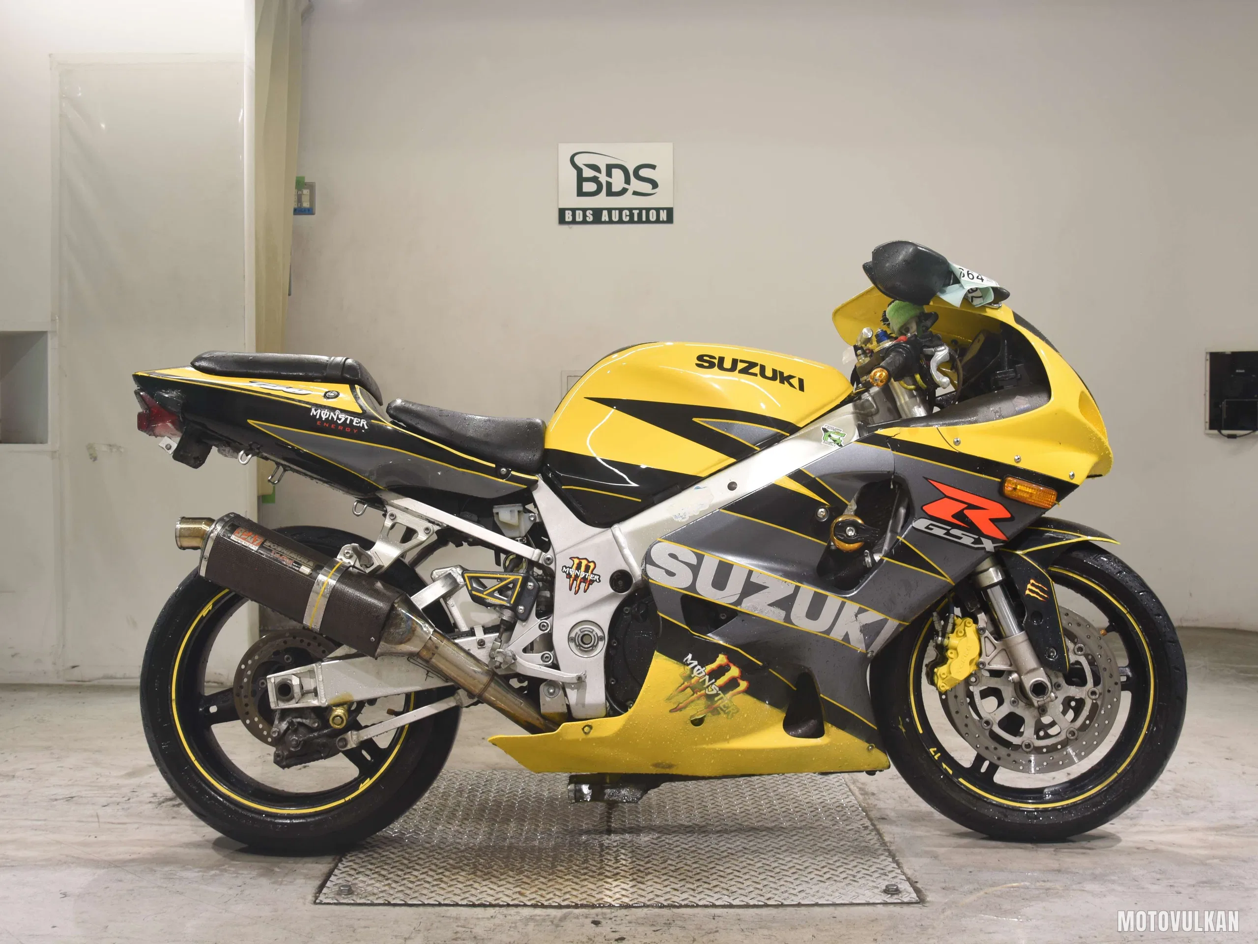 Suzuki GSX-R750