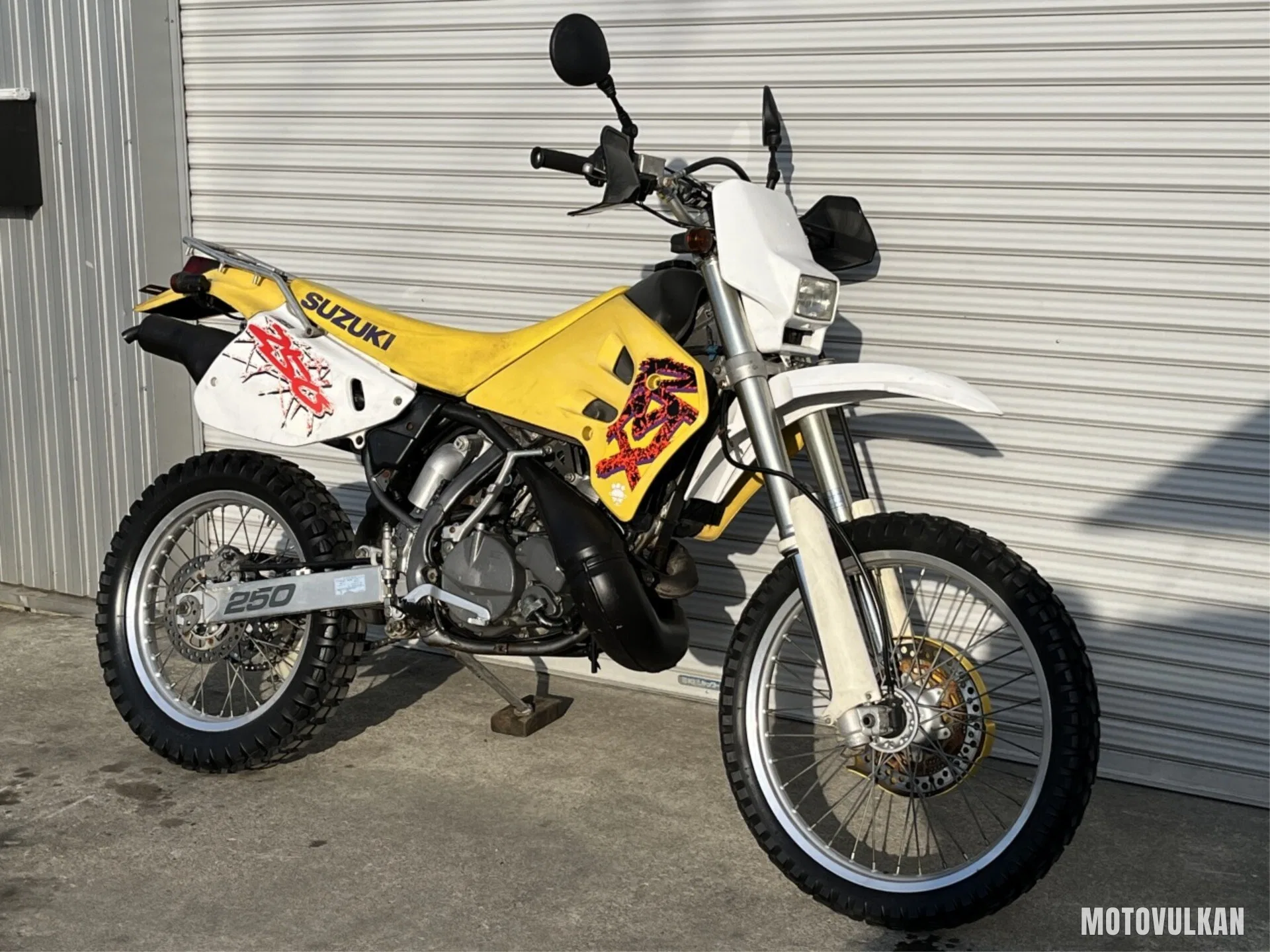 Suzuki Rmx250S