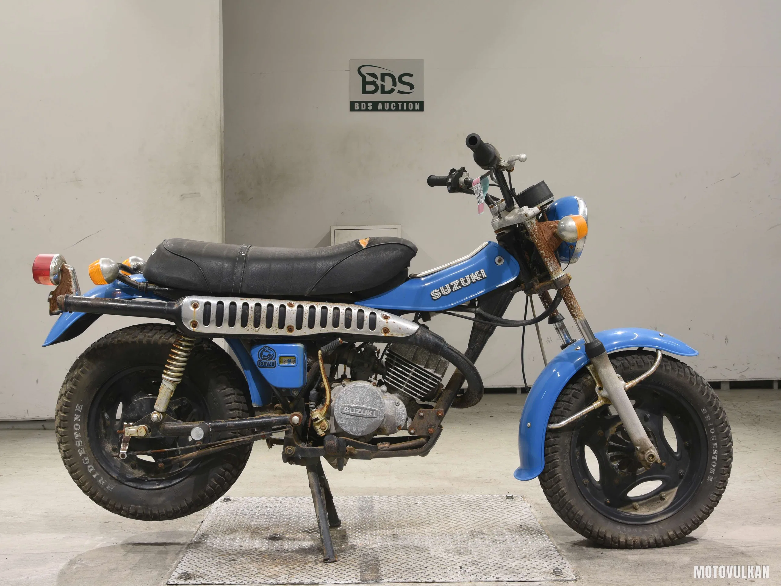 Suzuki RV125