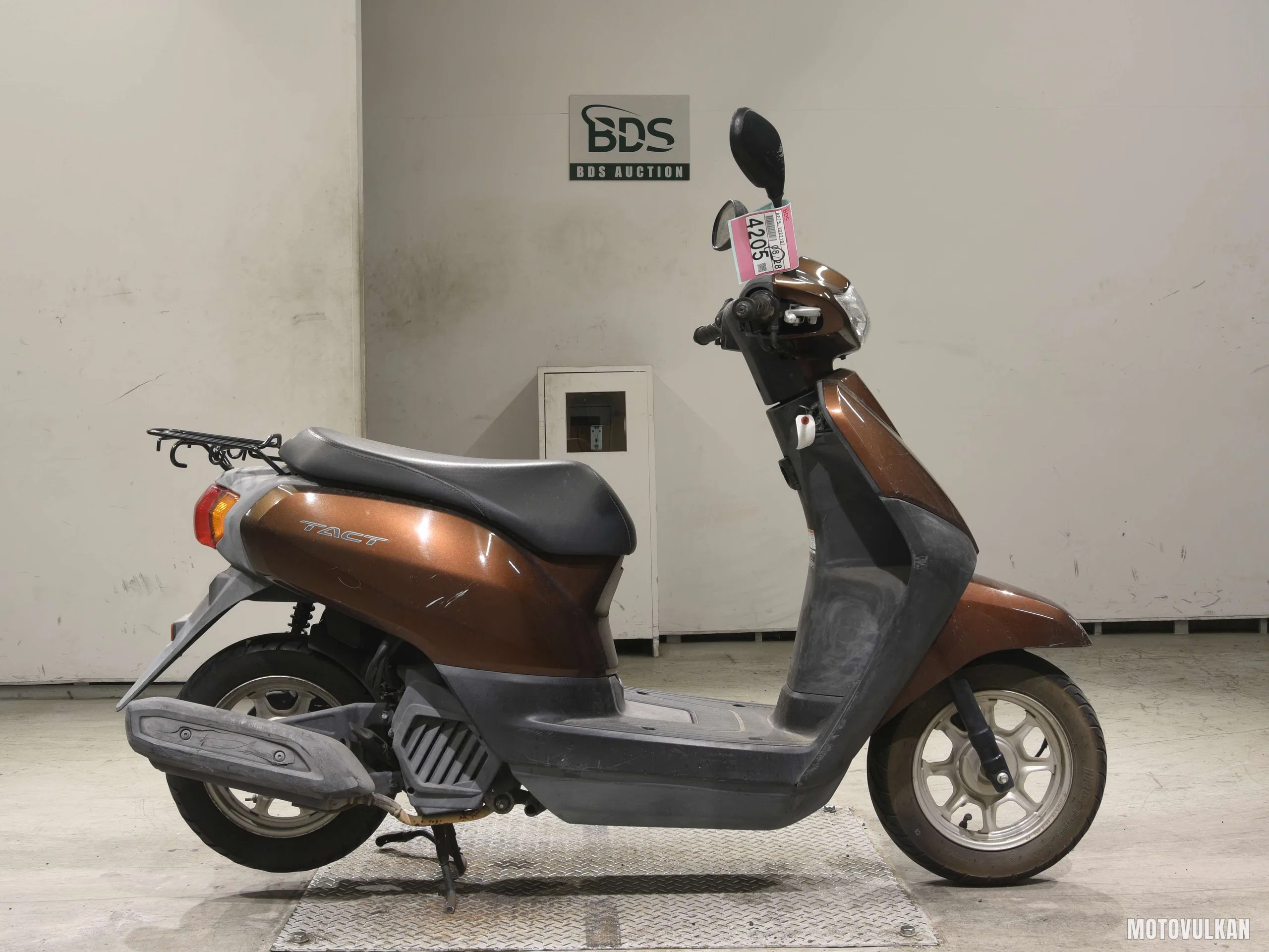 Honda TACT-4 Basic
