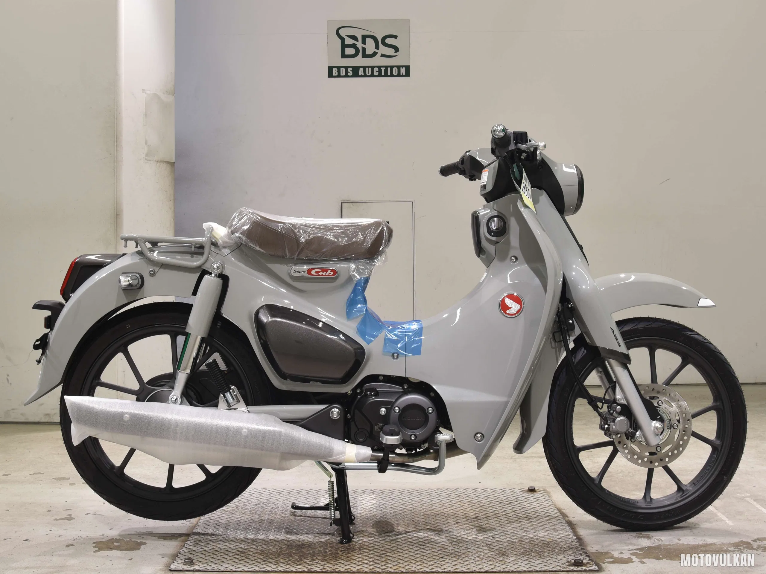 Honda C125-2