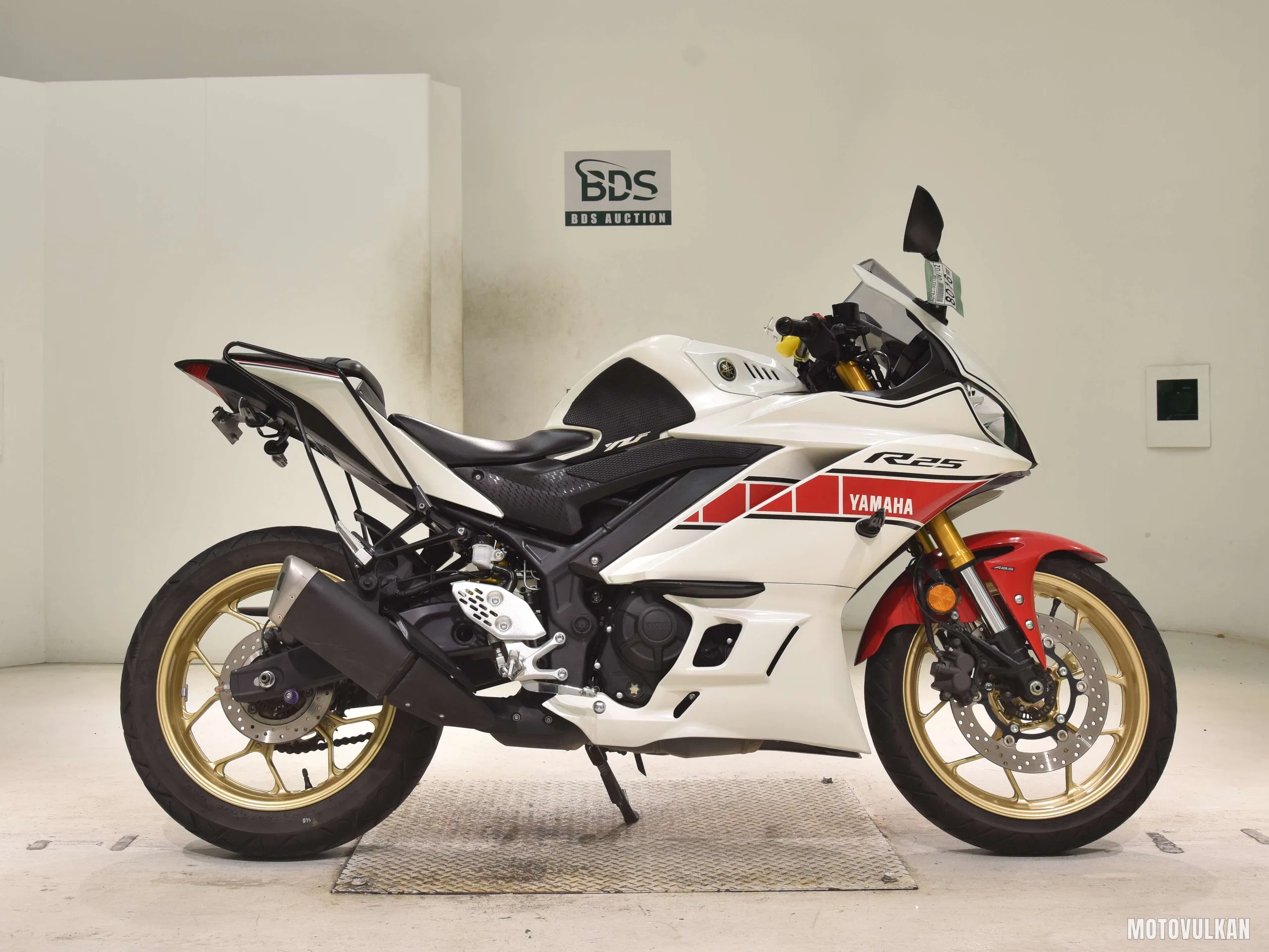 Yamaha YZF-R25A