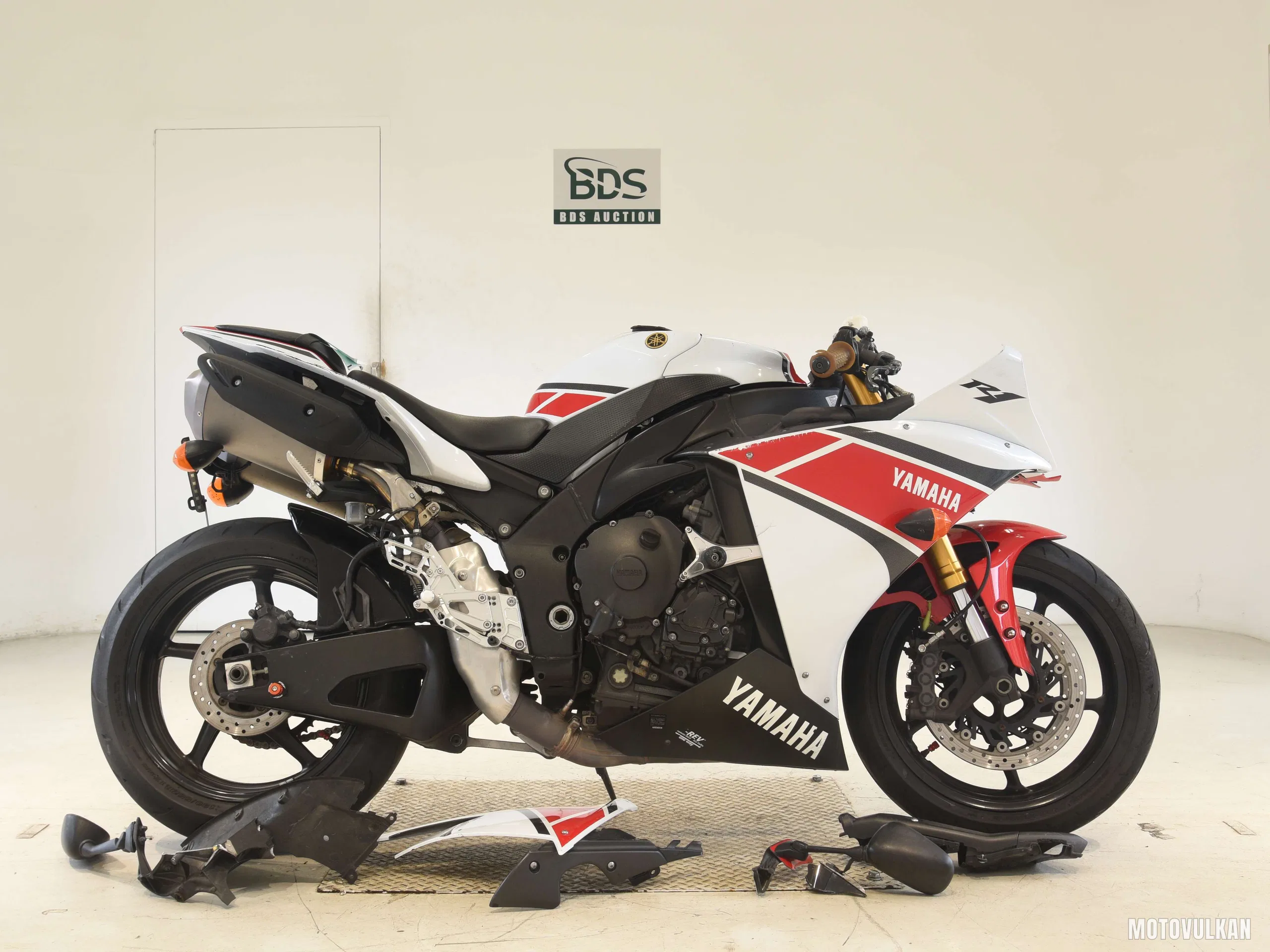 Yamaha YZF-R1