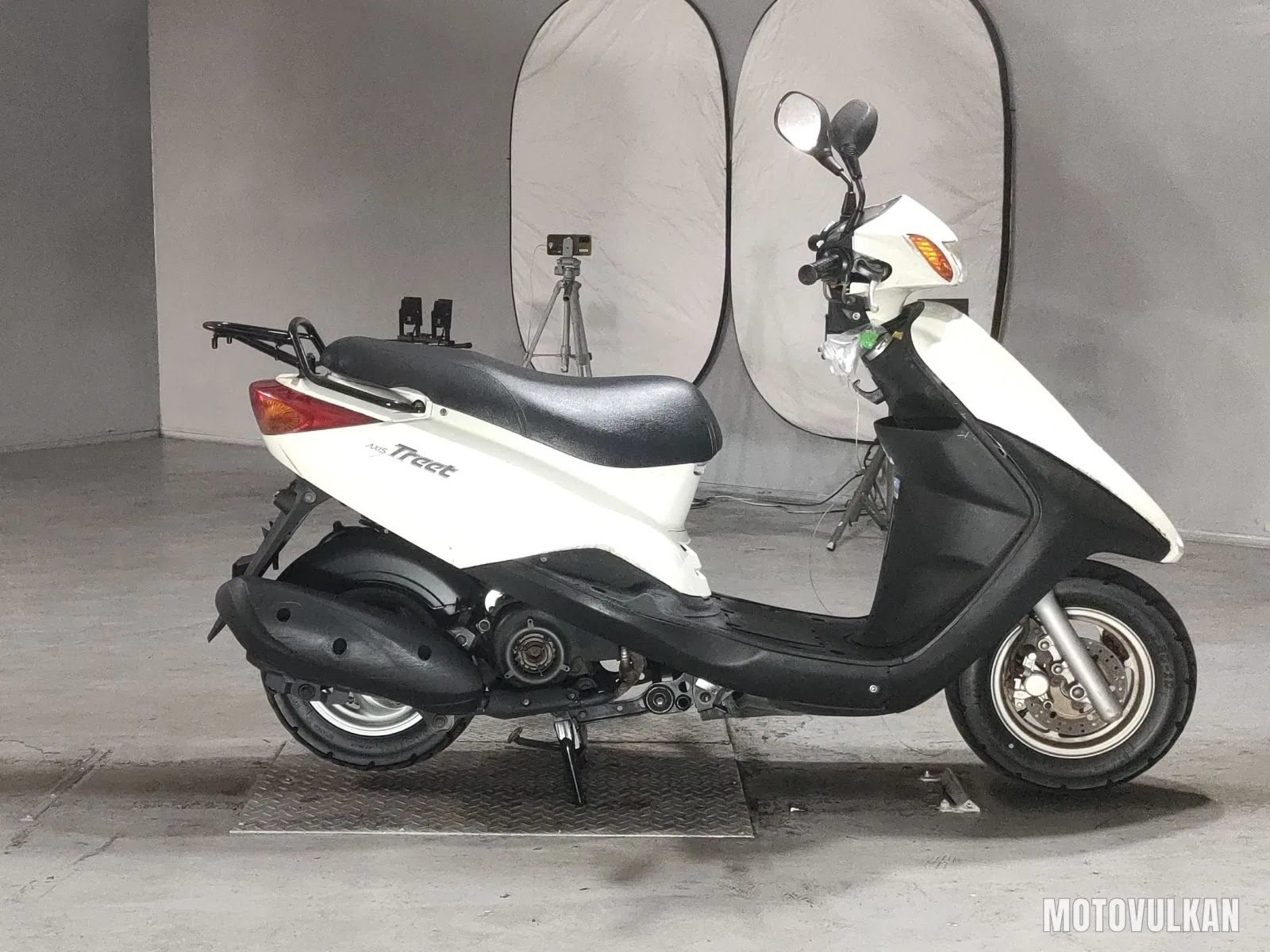 Yamaha Axis Treet