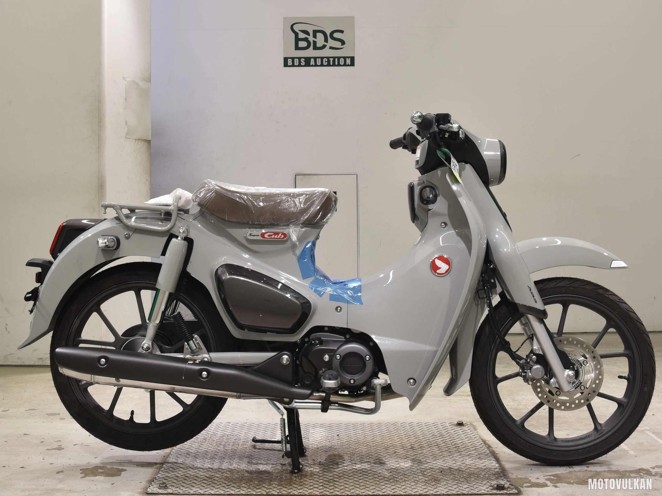 Honda C125-2