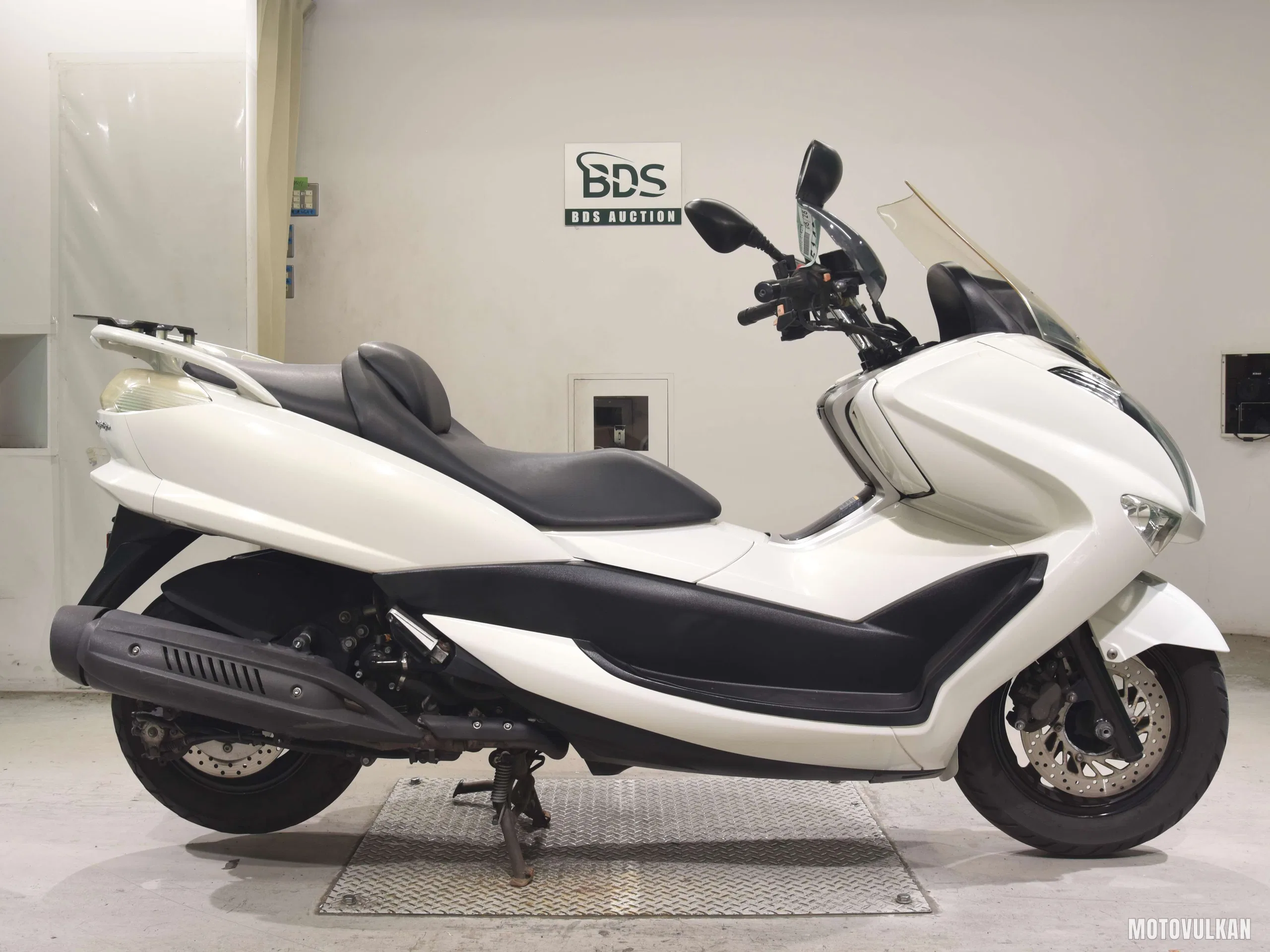 Yamaha MAJESTY250-4