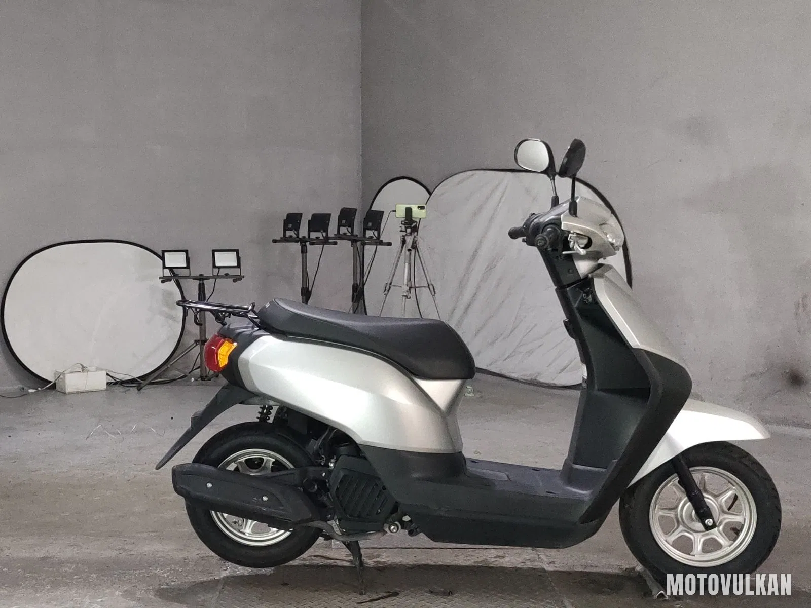 Honda Tact Basic