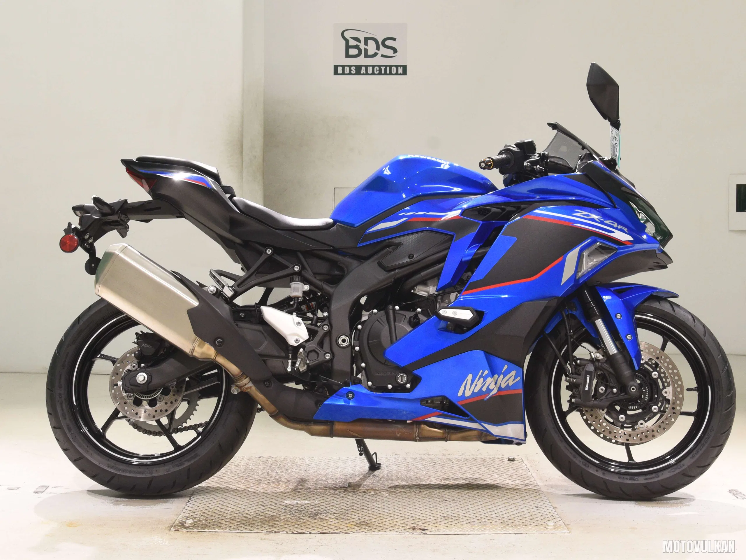 Kawasaki ZX-4R SE
