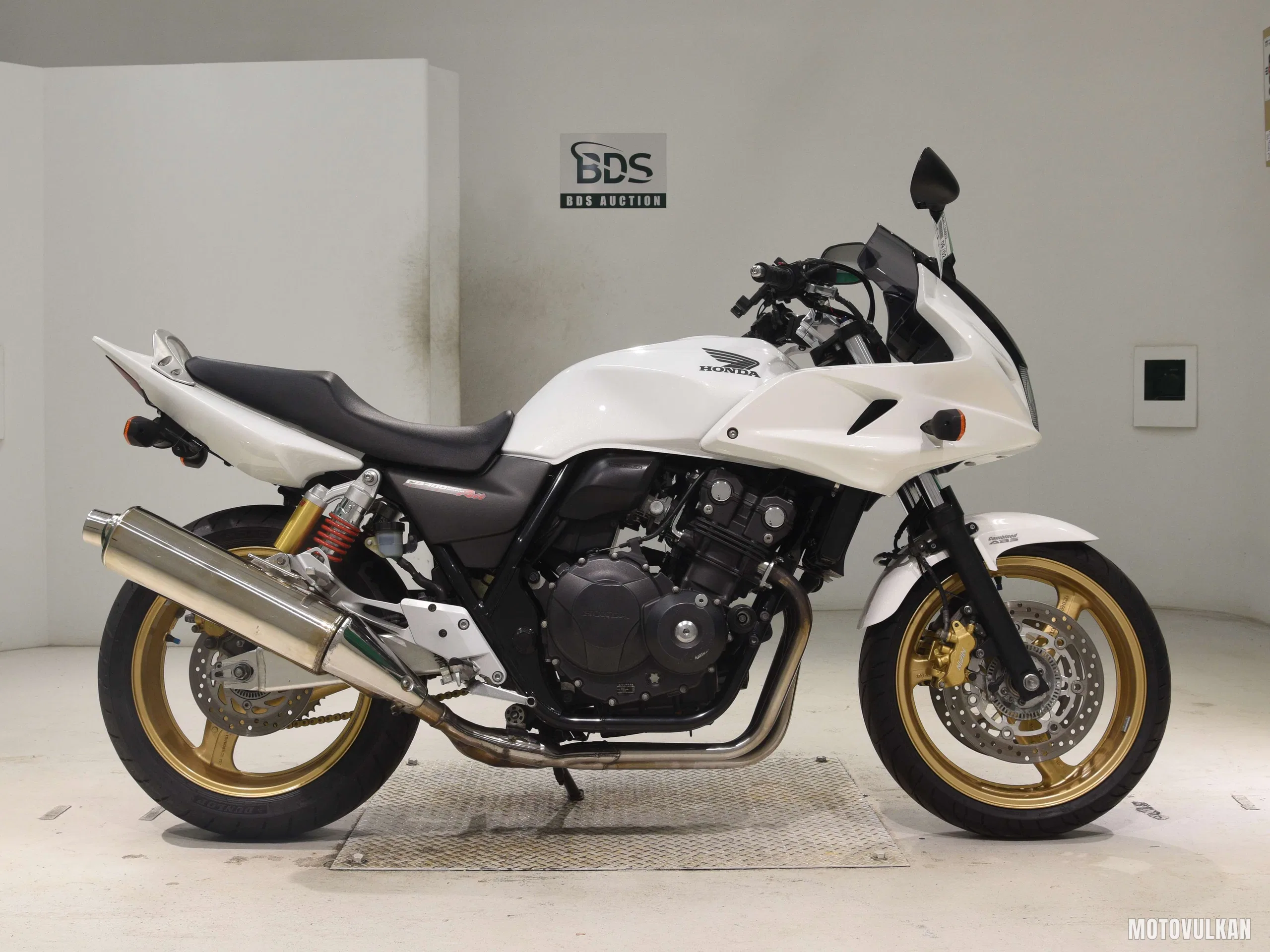 Honda CB400SFVA BOL D'OR