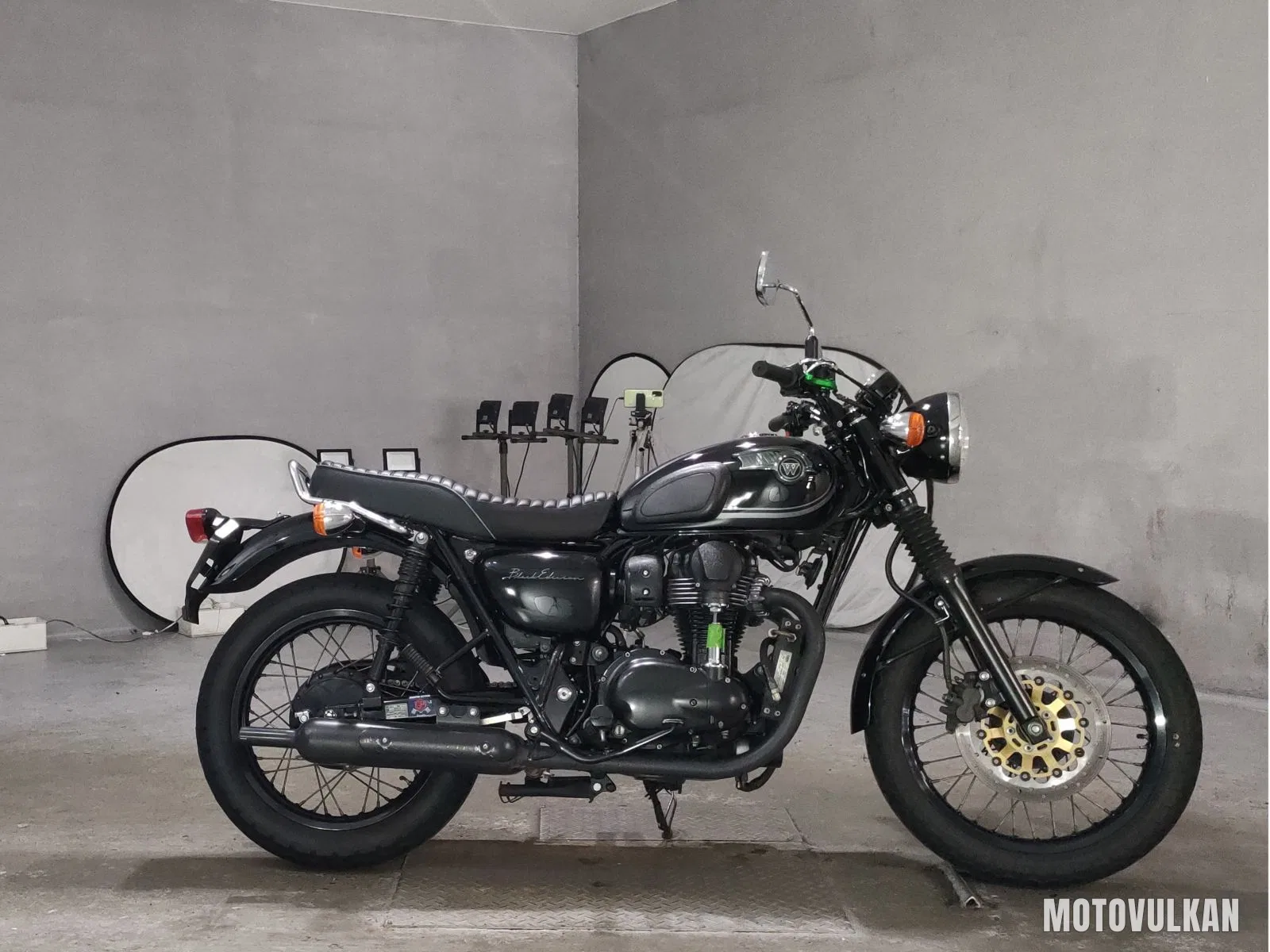 Kawasaki W800