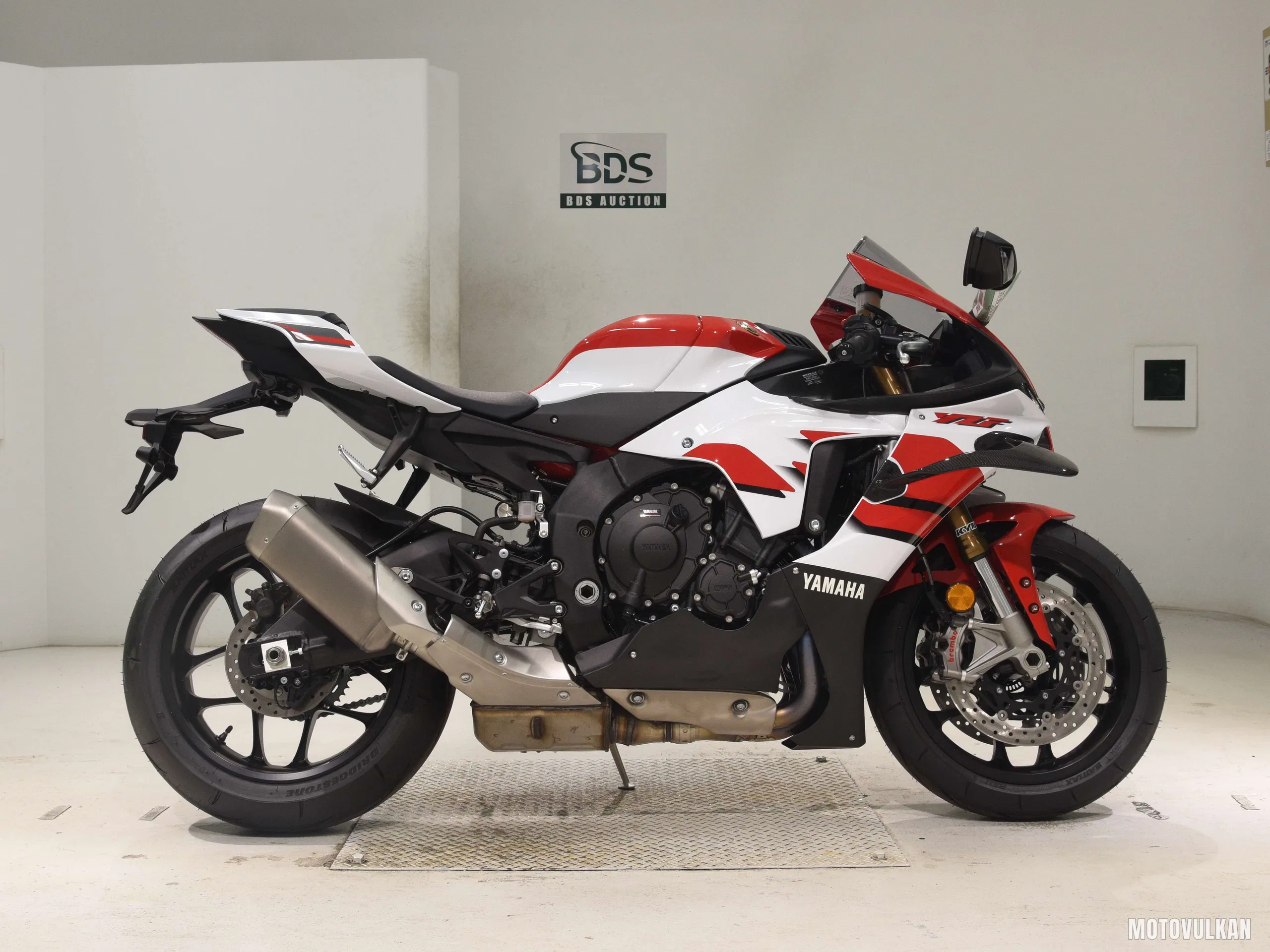 Yamaha YZF-R1