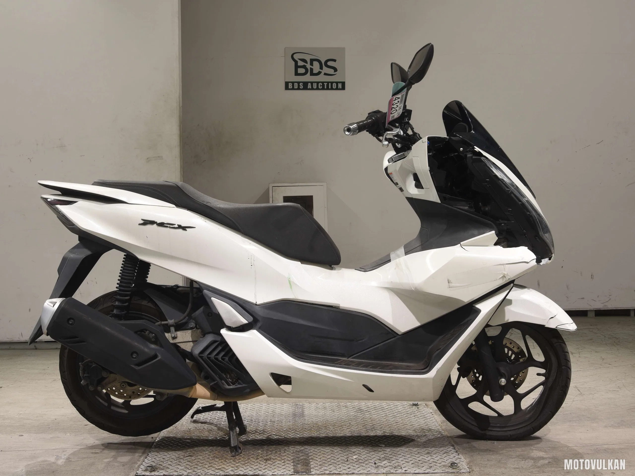 Honda PCX125-4