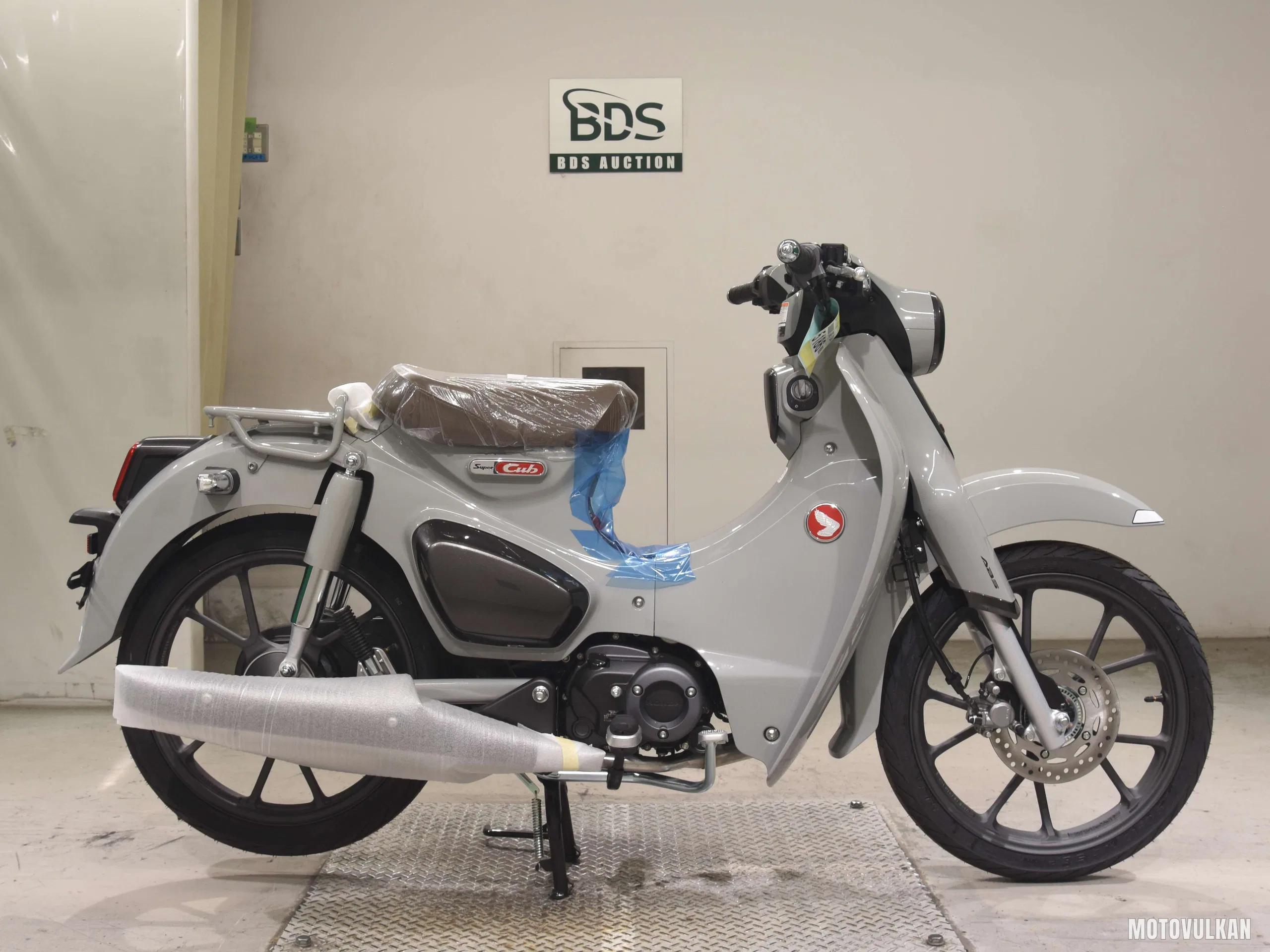 Honda C125-2