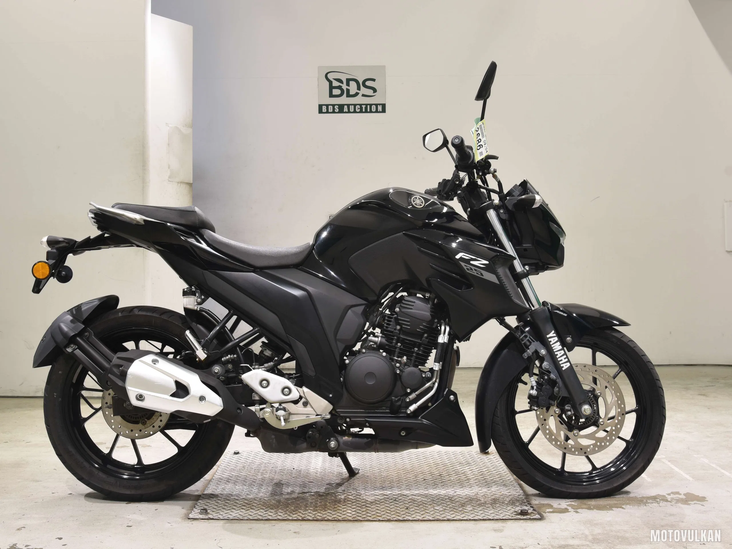Yamaha FZ25