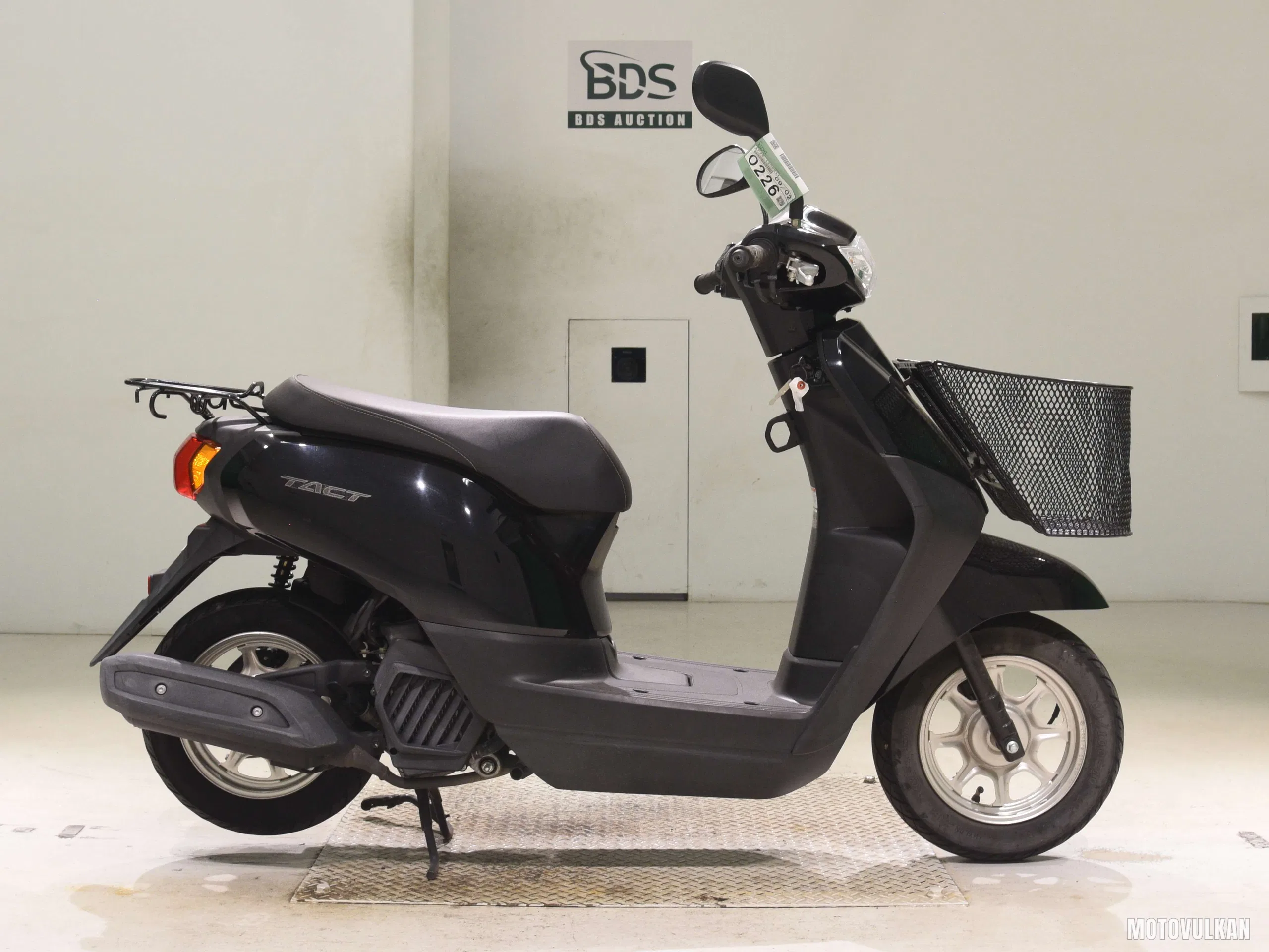 Honda TACT-4 Basic