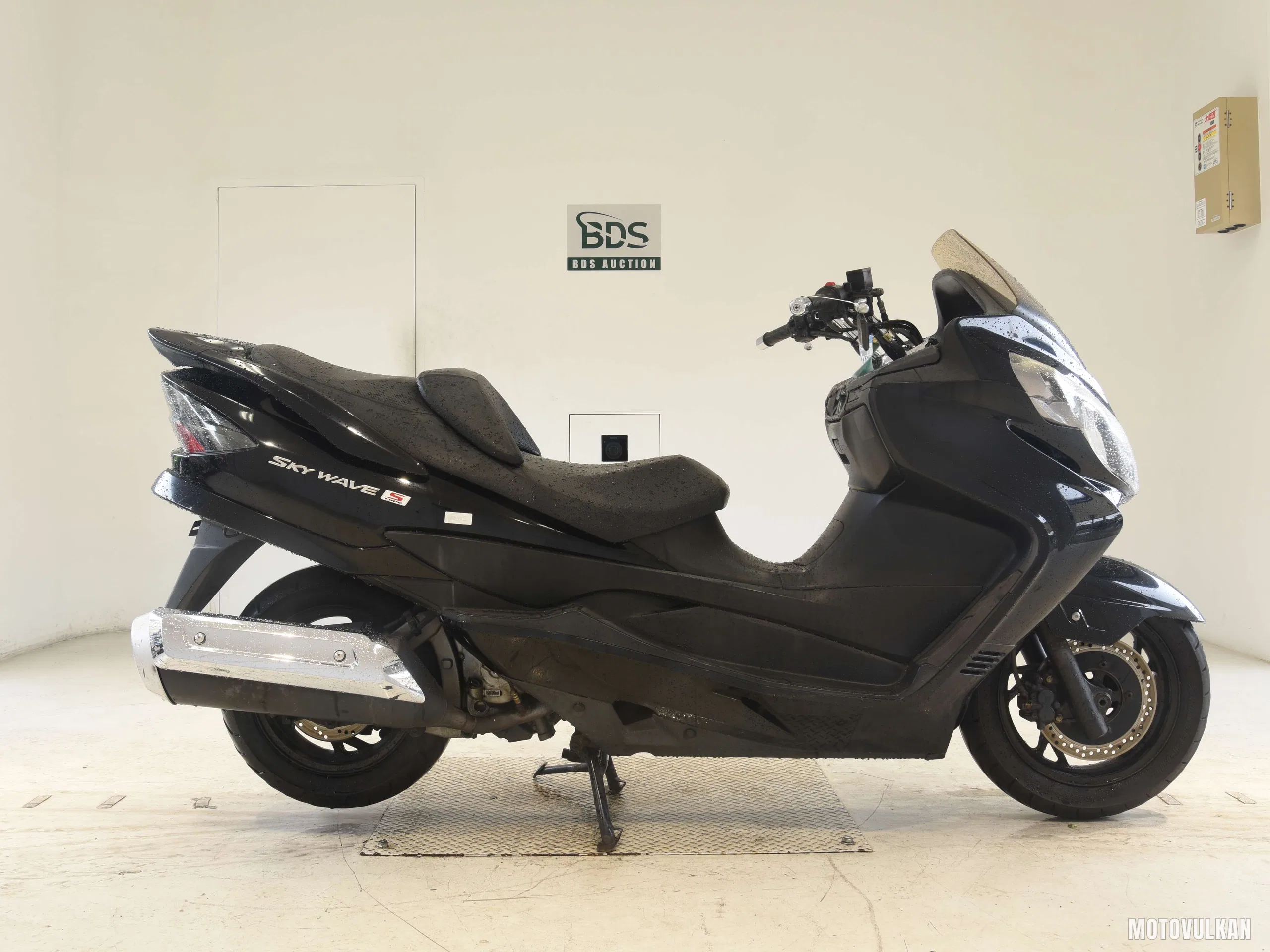 Suzuki SKYWAVE250S-3