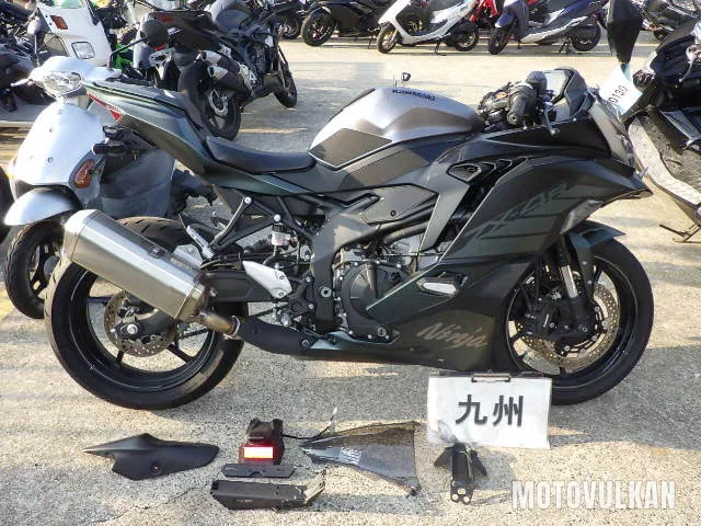 Kawasaki ZX-4R SE