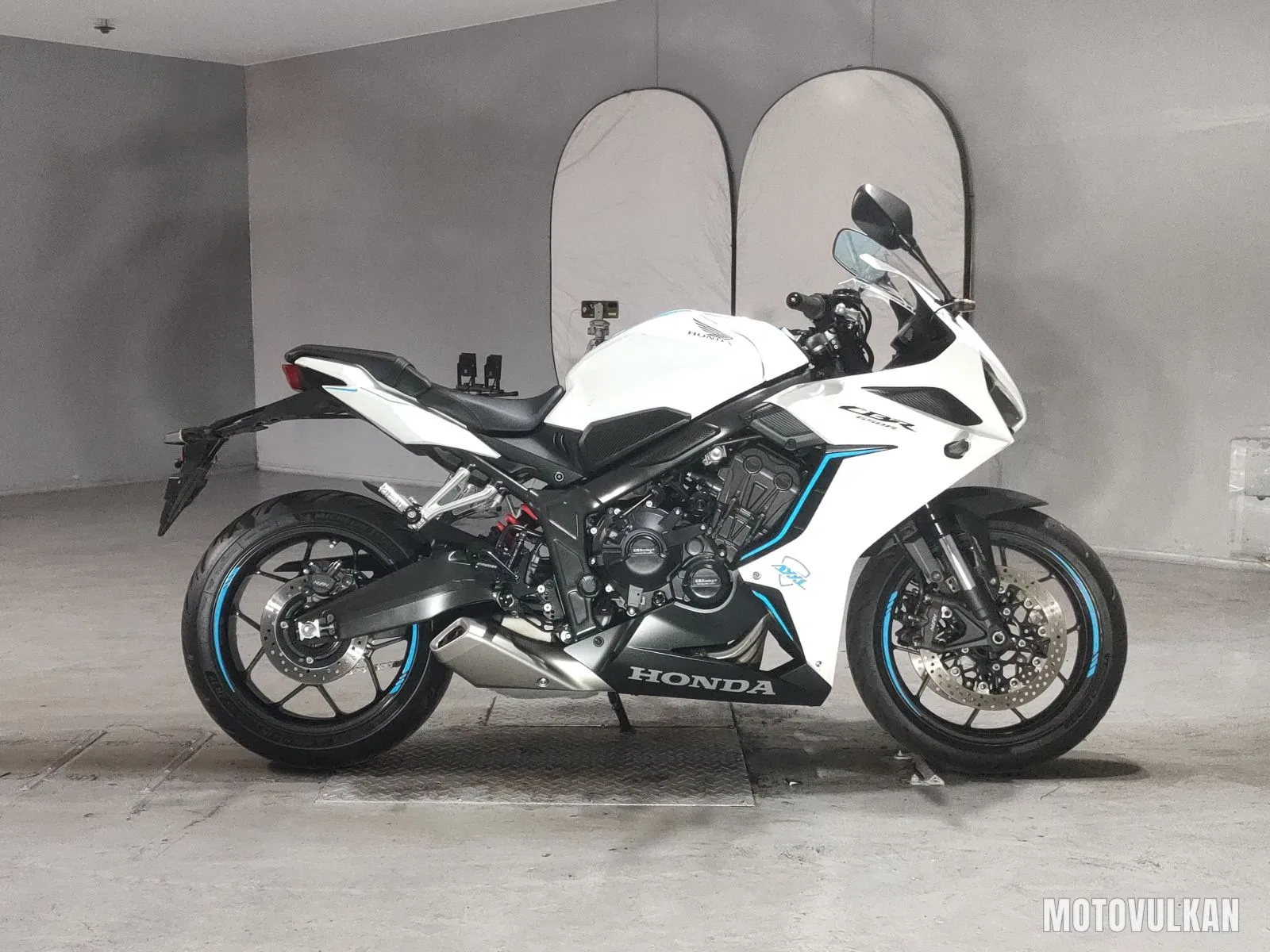 Honda CBR650R