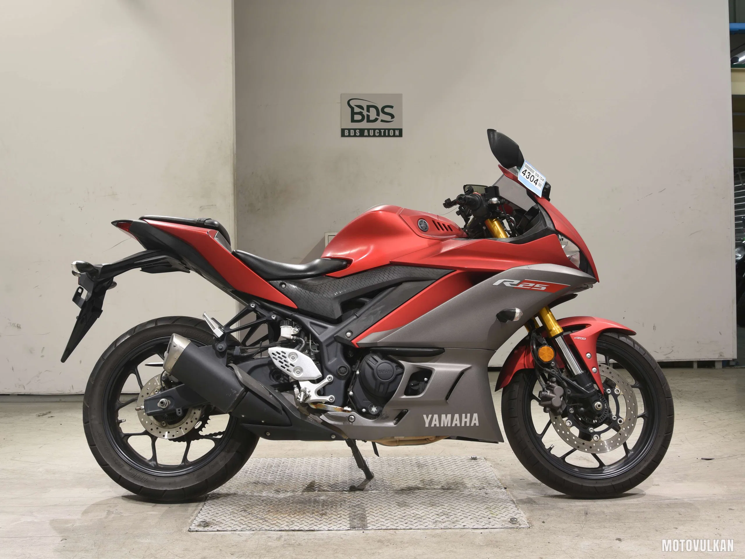 Yamaha YZF-R25A