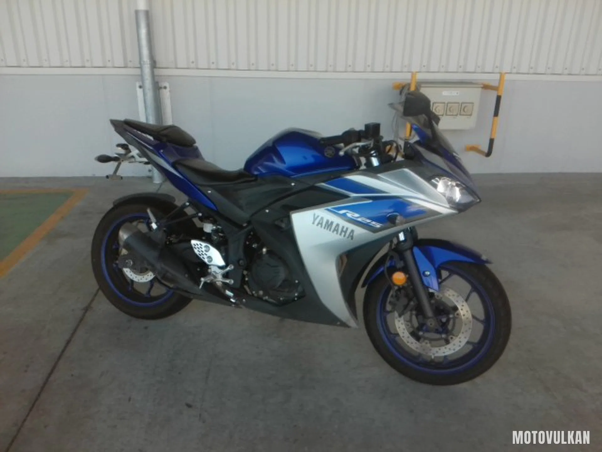 Yamaha Yzf-R25