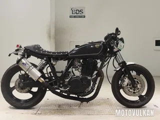 Yamaha SR400-2