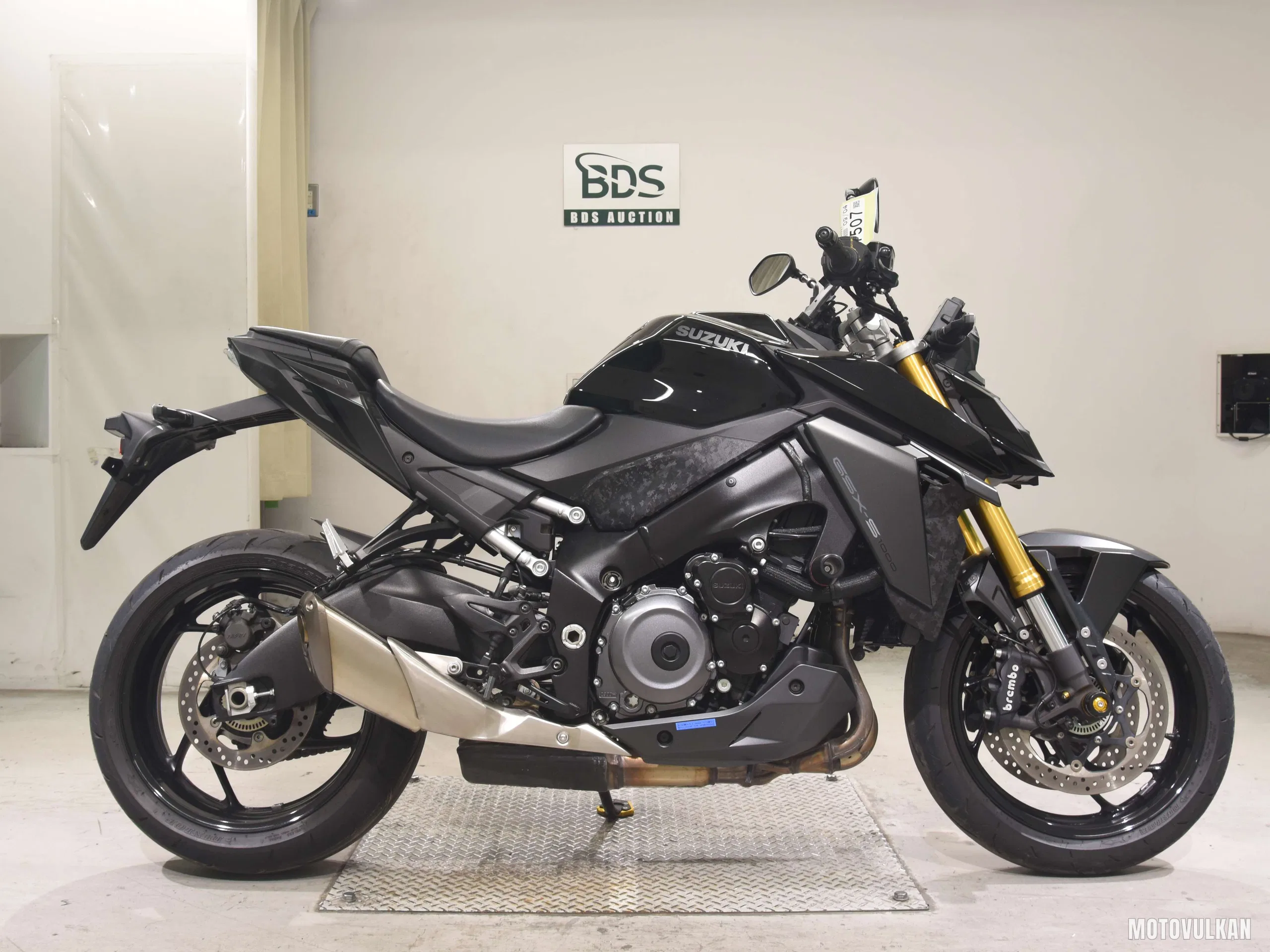 Suzuki GSX-S1000-2