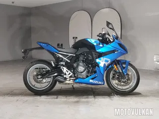 Suzuki GSX-8R