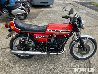 Yamaha Rd400