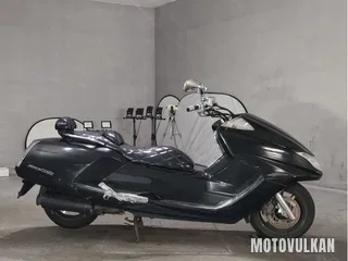 Yamaha Maxam