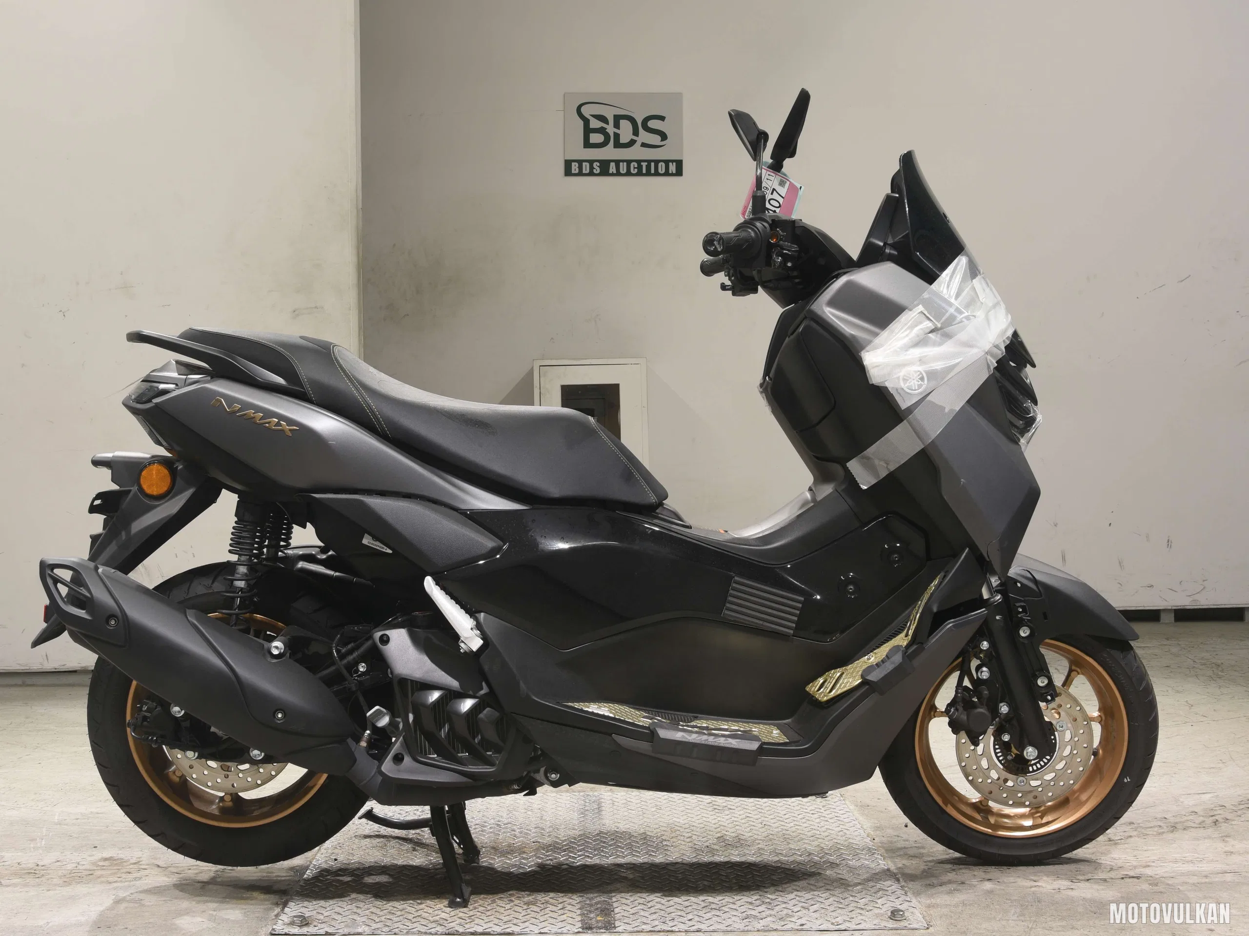 Yamaha NMAX155-3