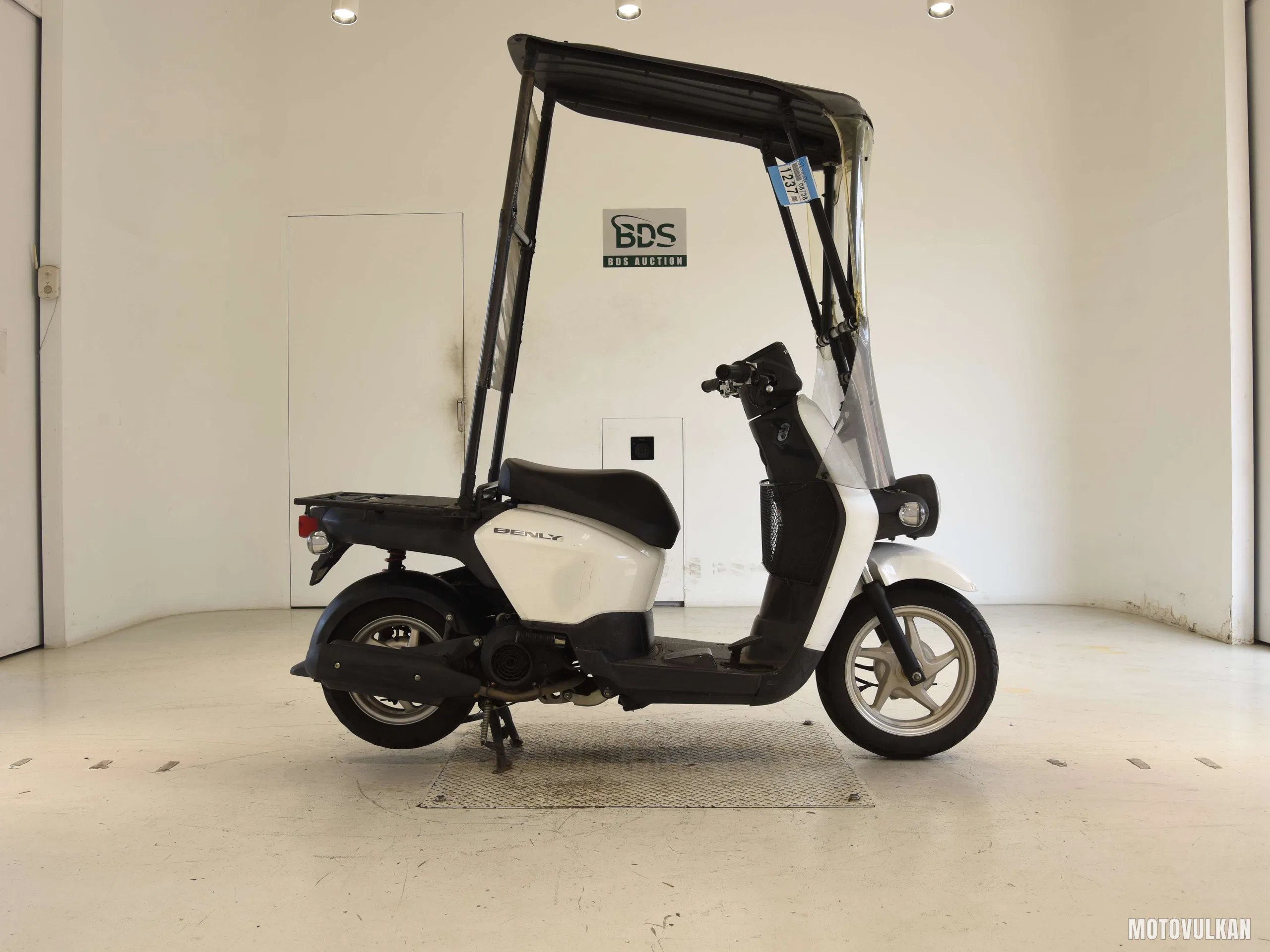 Honda Benly 110 Roof