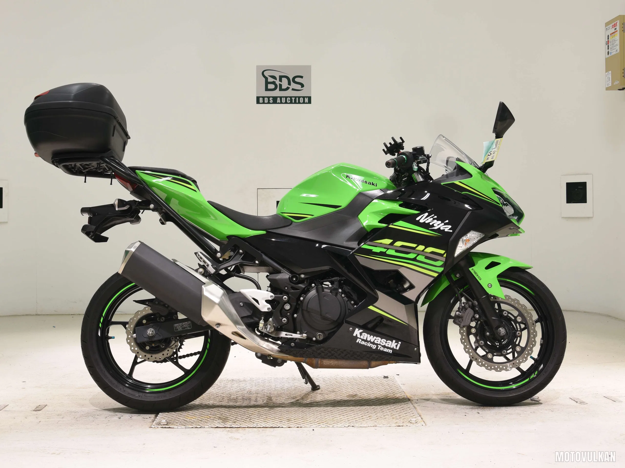 Kawasaki NINJA400-2