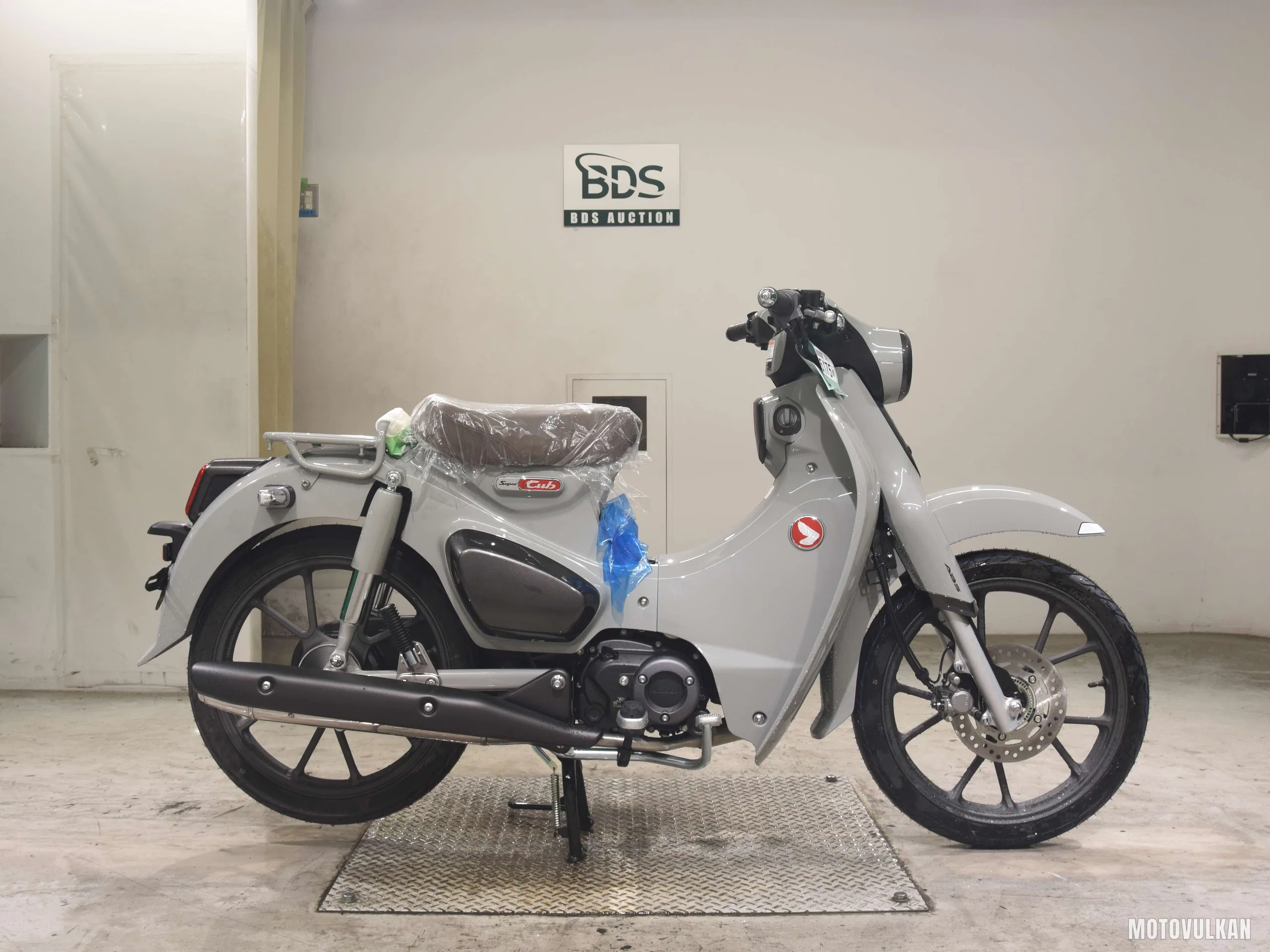 Honda C125-2