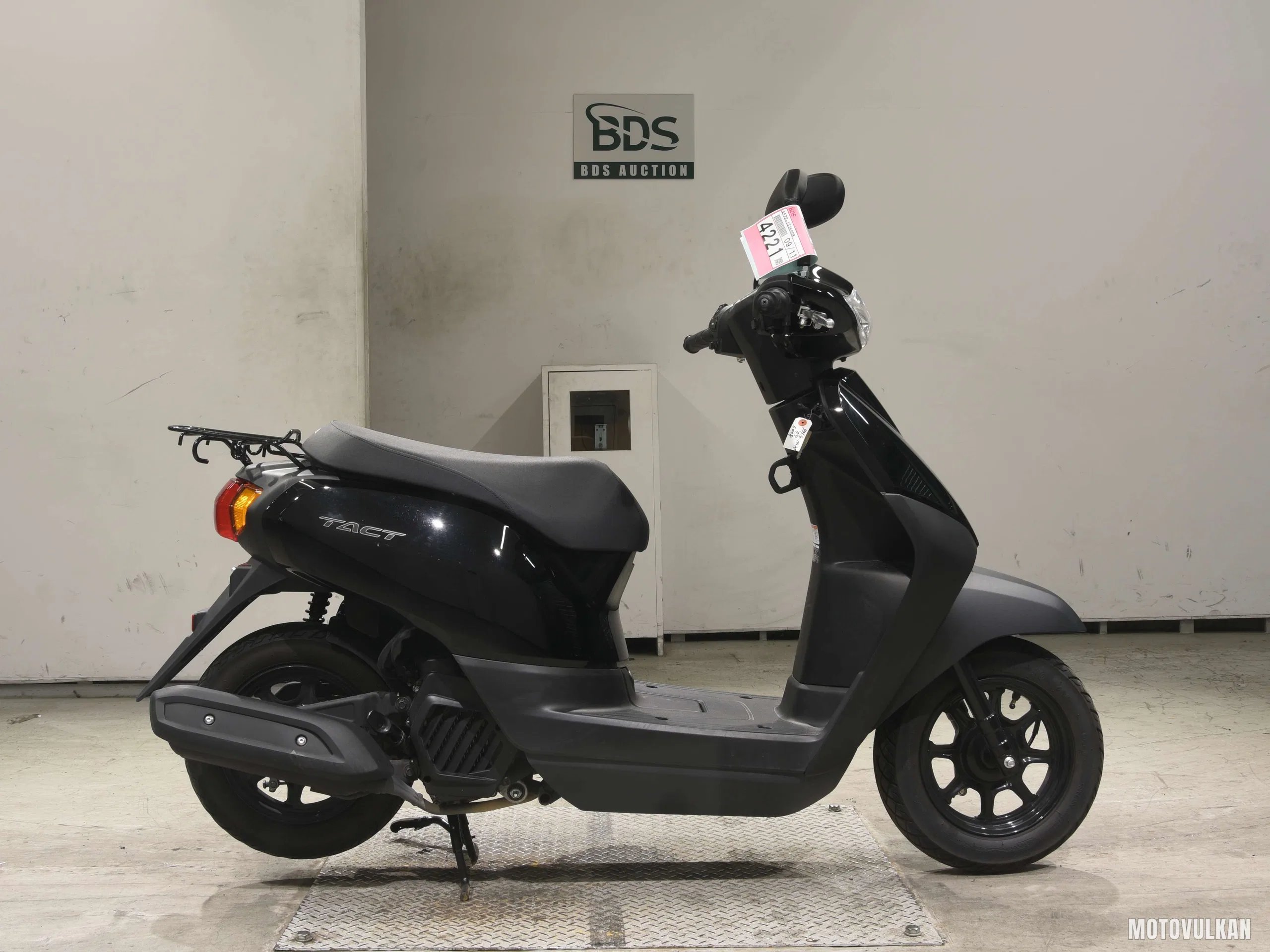 Honda TACT-4 Basic