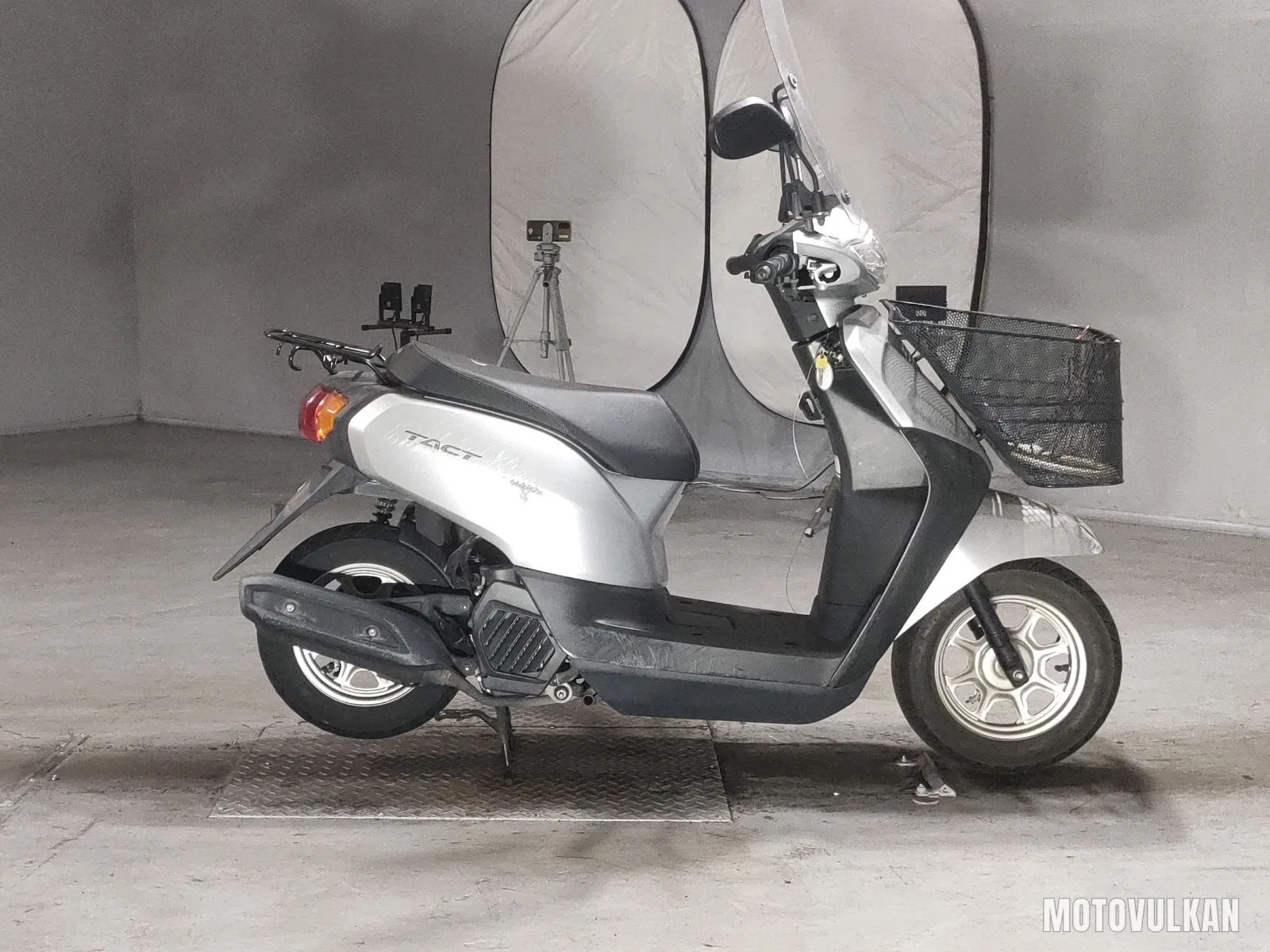 Honda Tact Basic