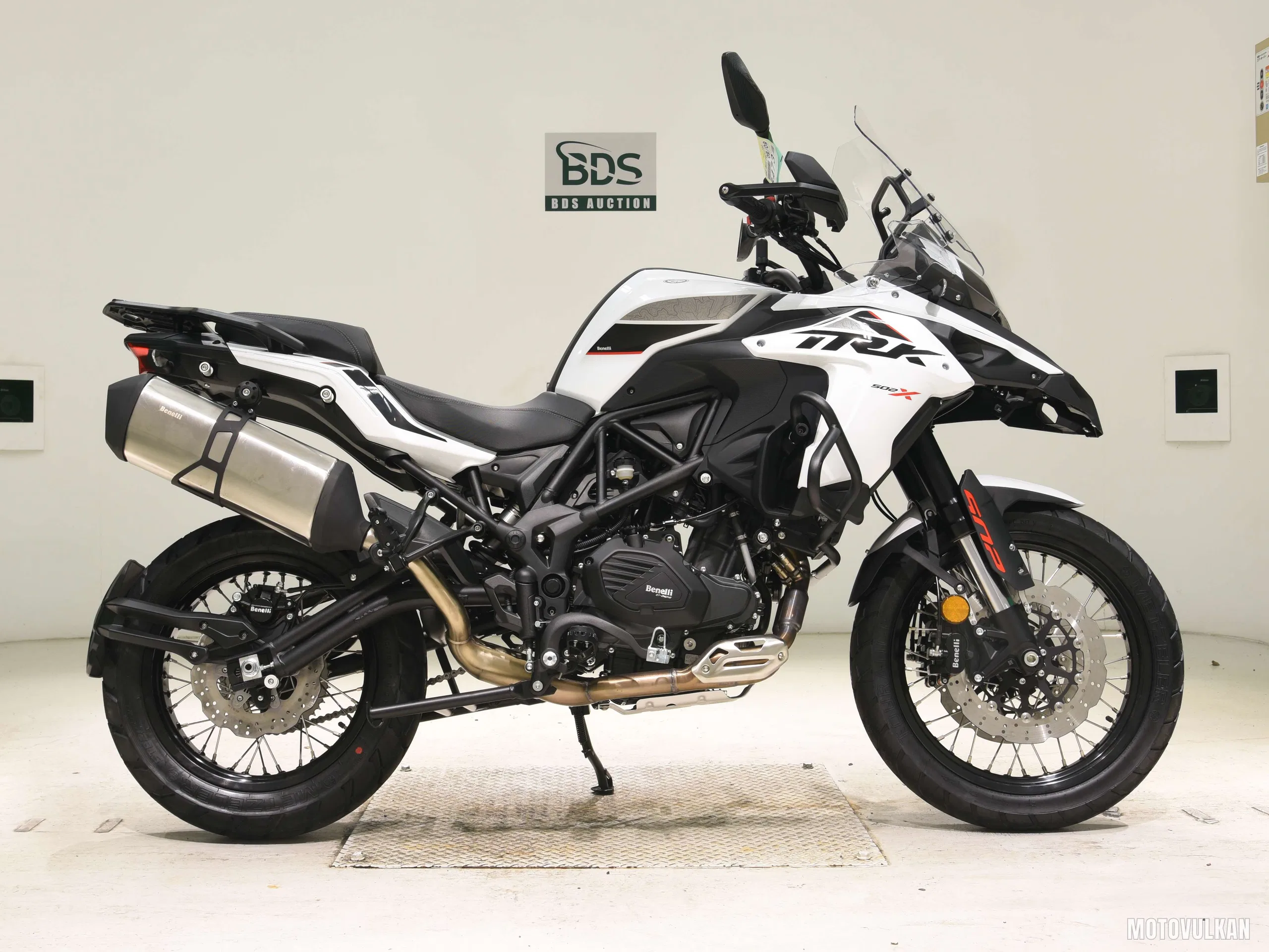  BENELLI TRK502X
