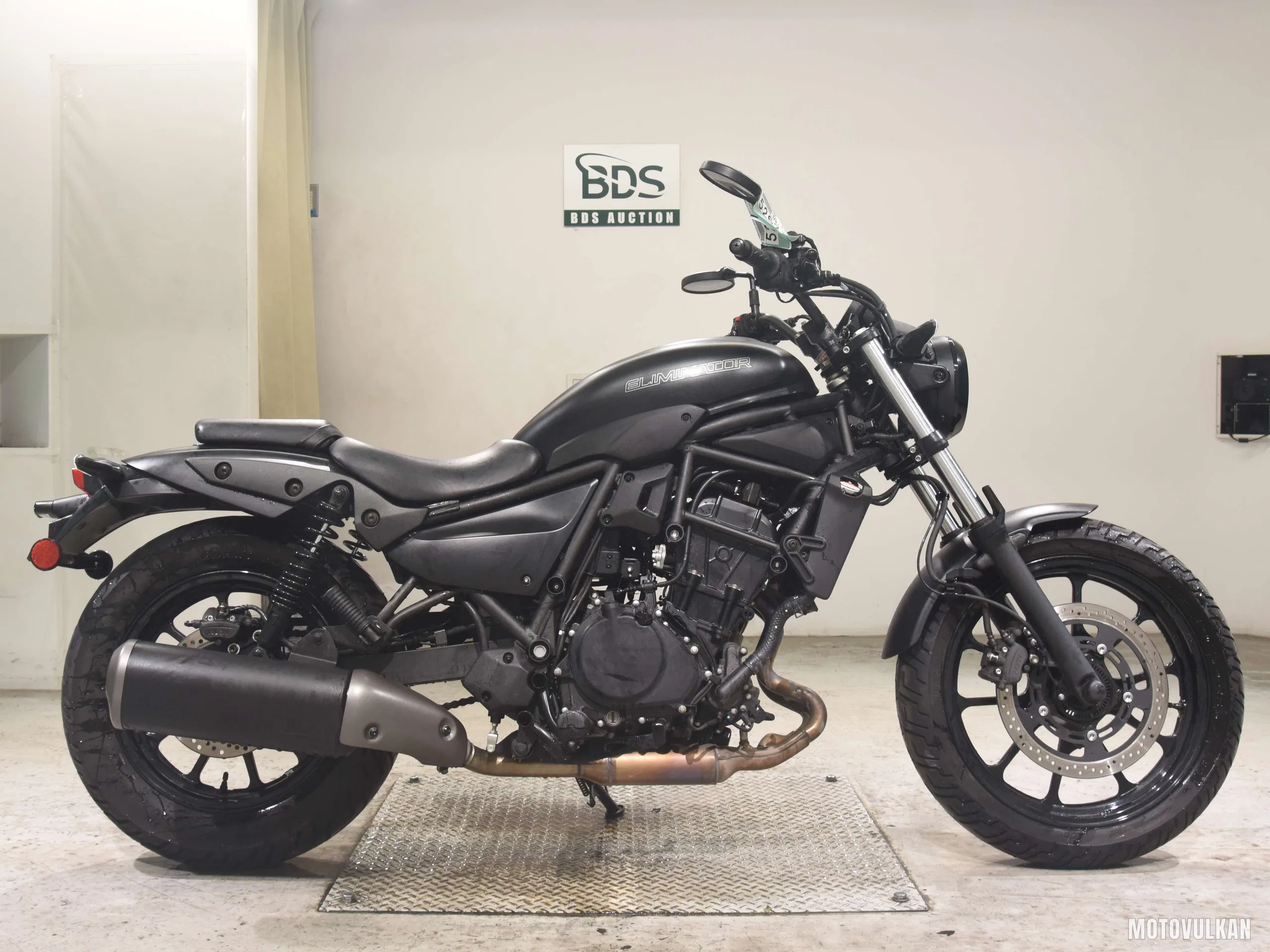 Kawasaki ELIMINATOR400-3