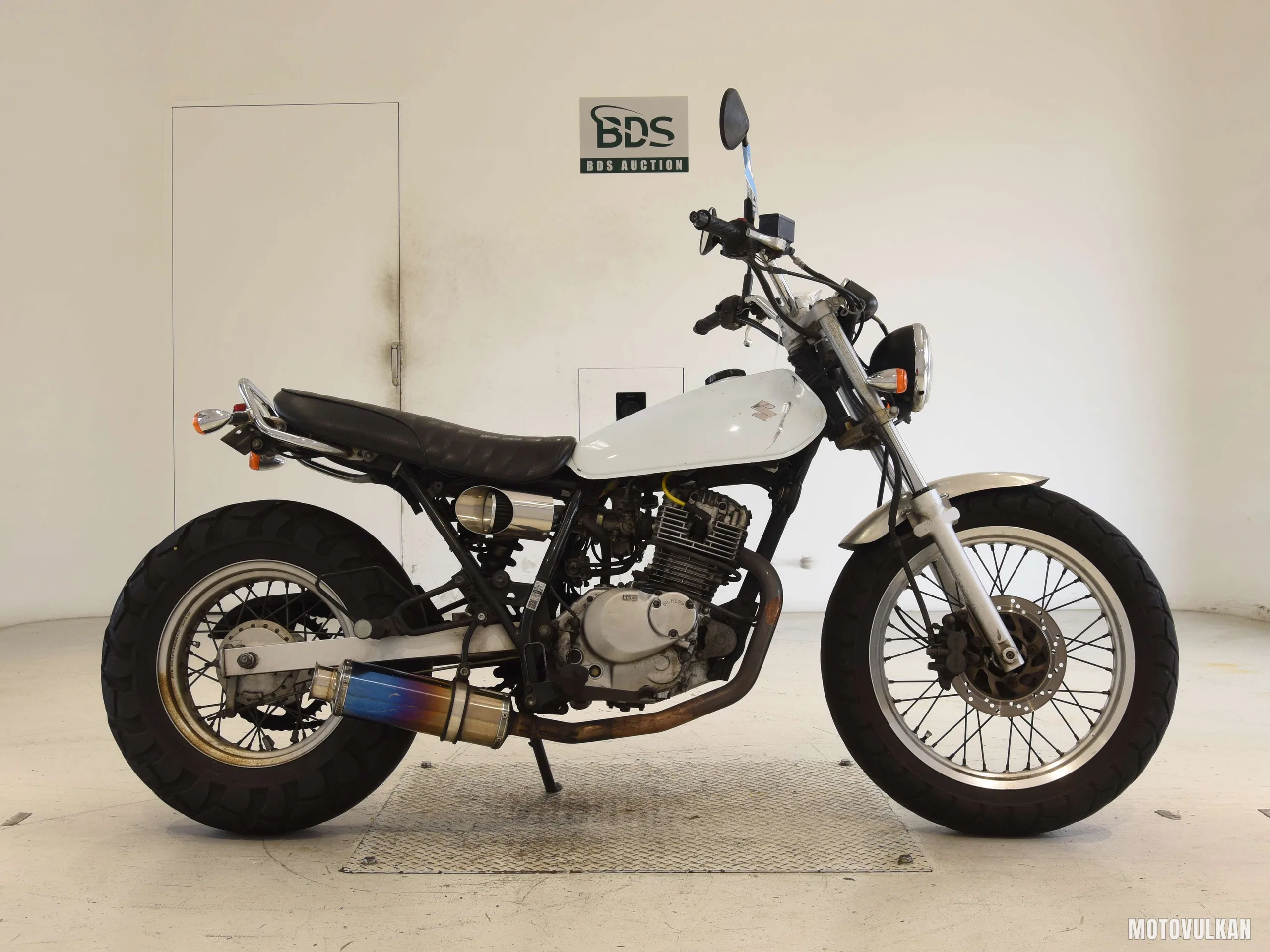 Suzuki BANBAN200