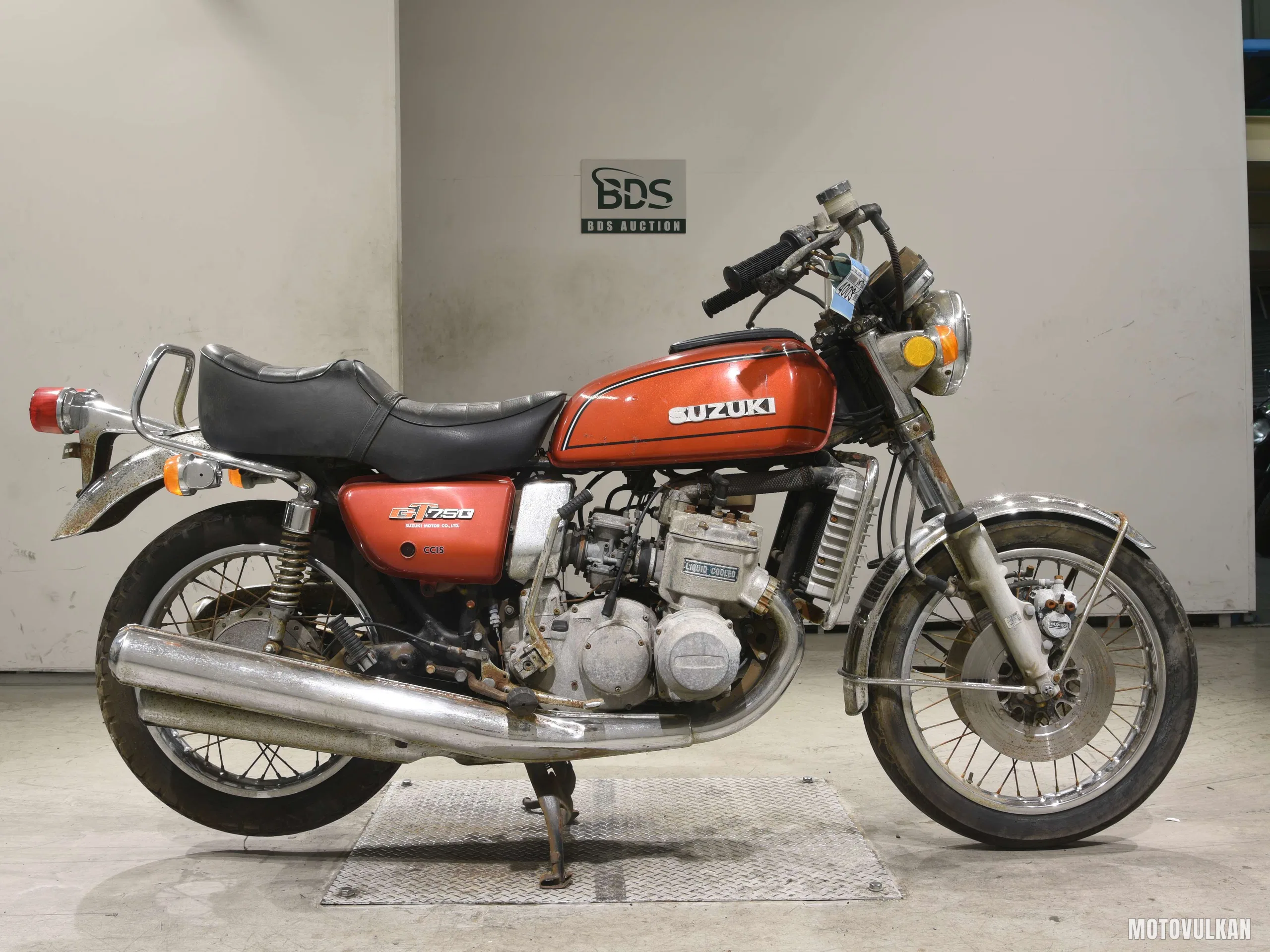 Suzuki GT750