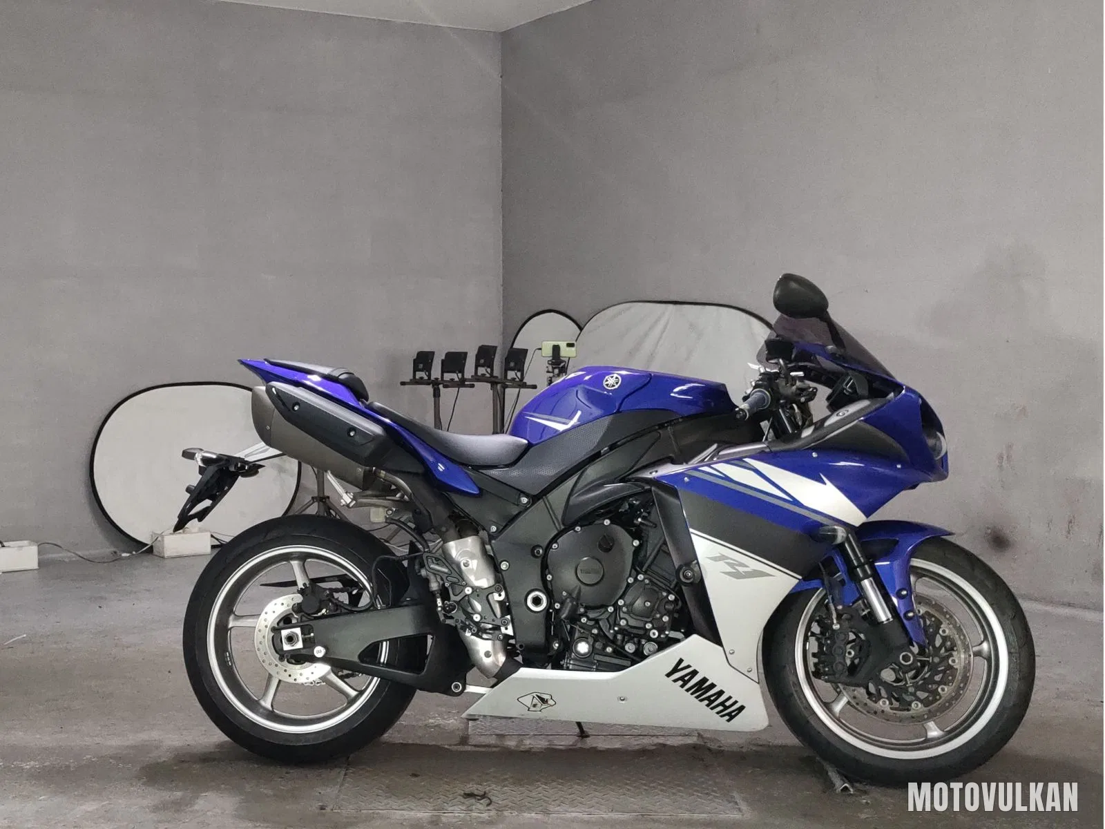 Yamaha YZF-R1