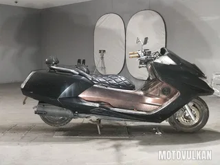 Yamaha Maxam